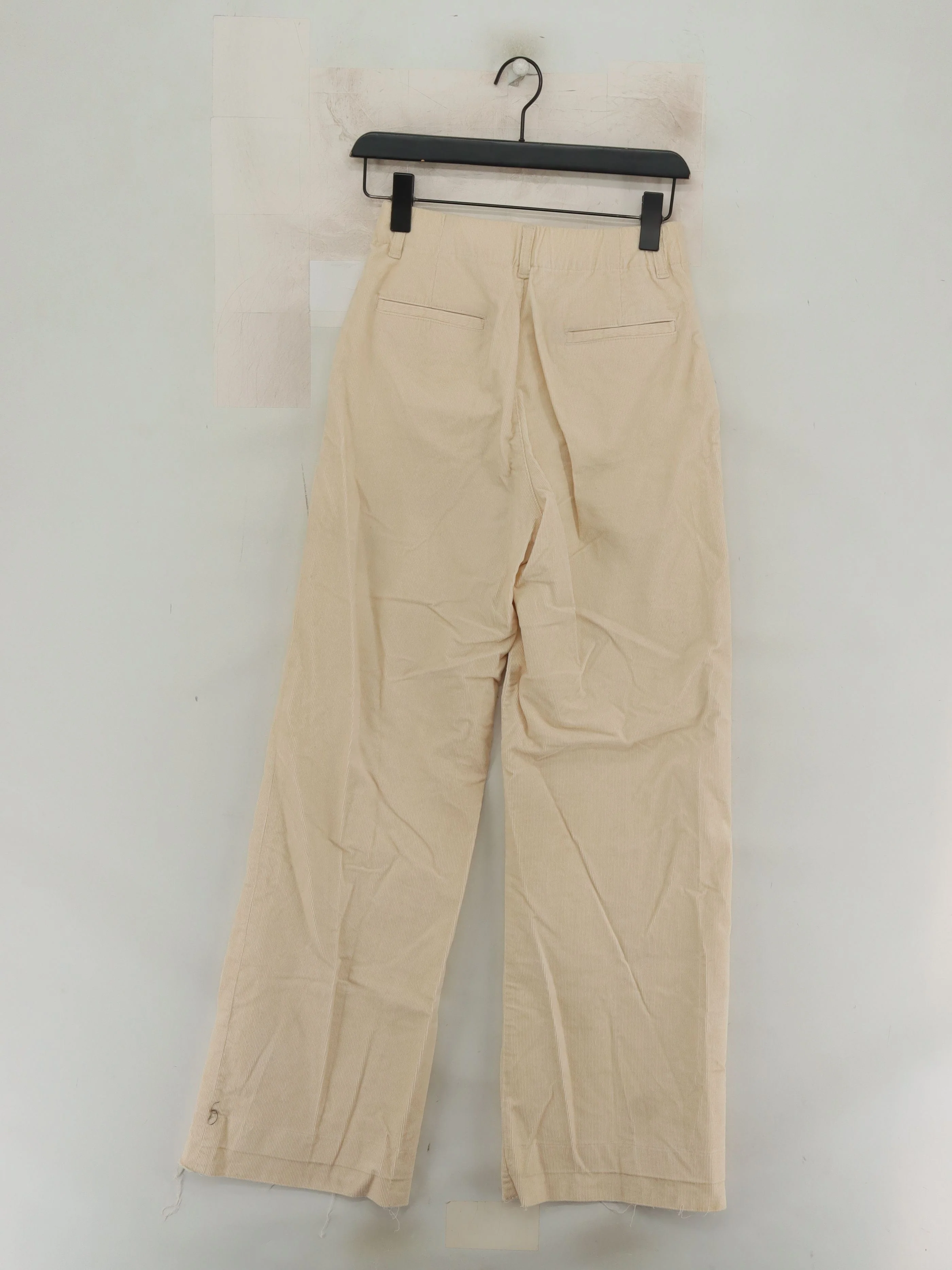 Uniqlo Women's Trousers XS Cream Cotton with Elastane Wide-Leg Chino - Image 2