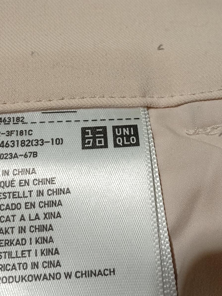 Uniqlo Women's Trousers XS Cream Polyester with Viscose, Elastane Wide-Leg Chino - Image 5