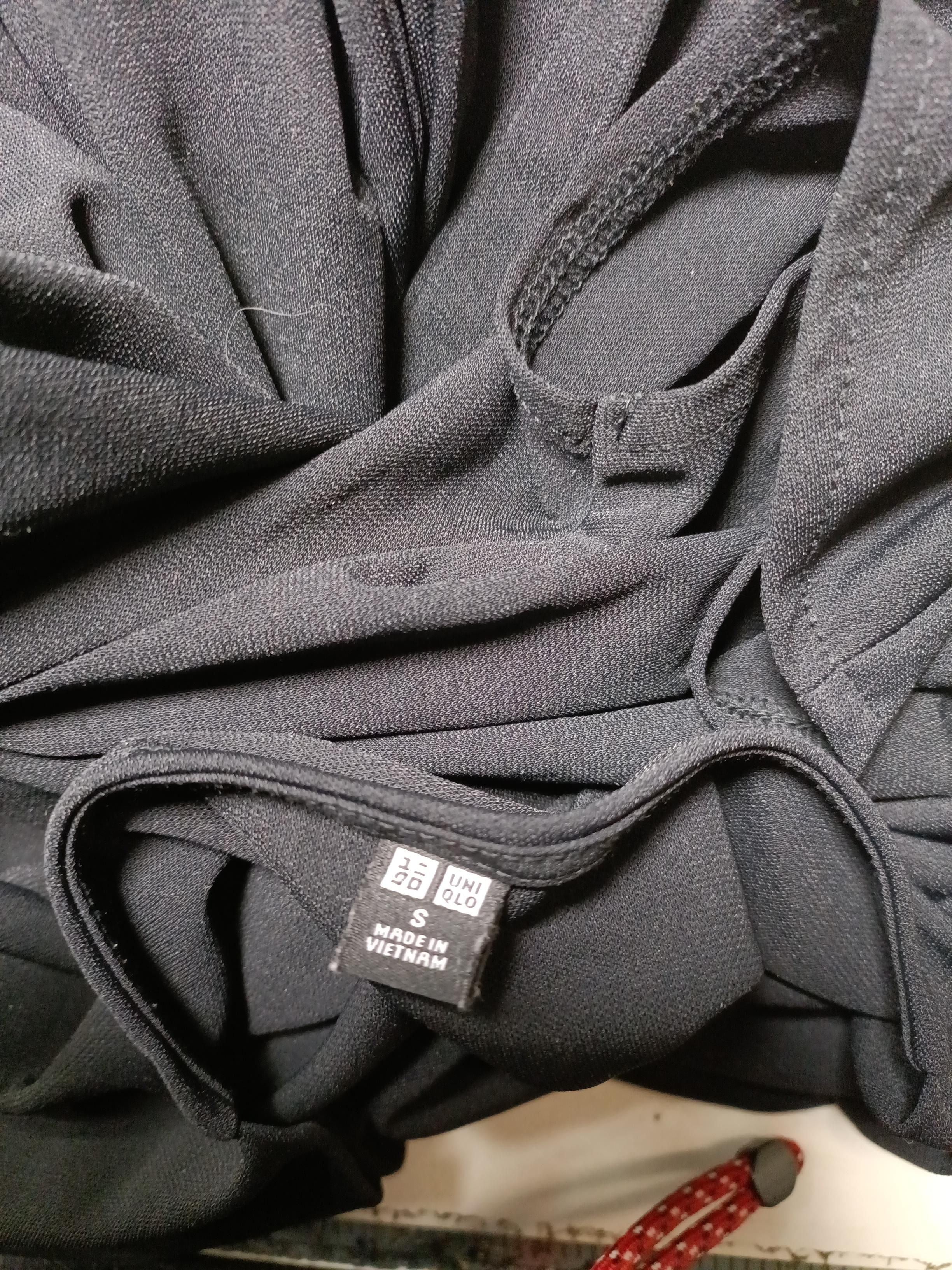 Uniqlo Wrap Midi Dress S in Black - Image 5