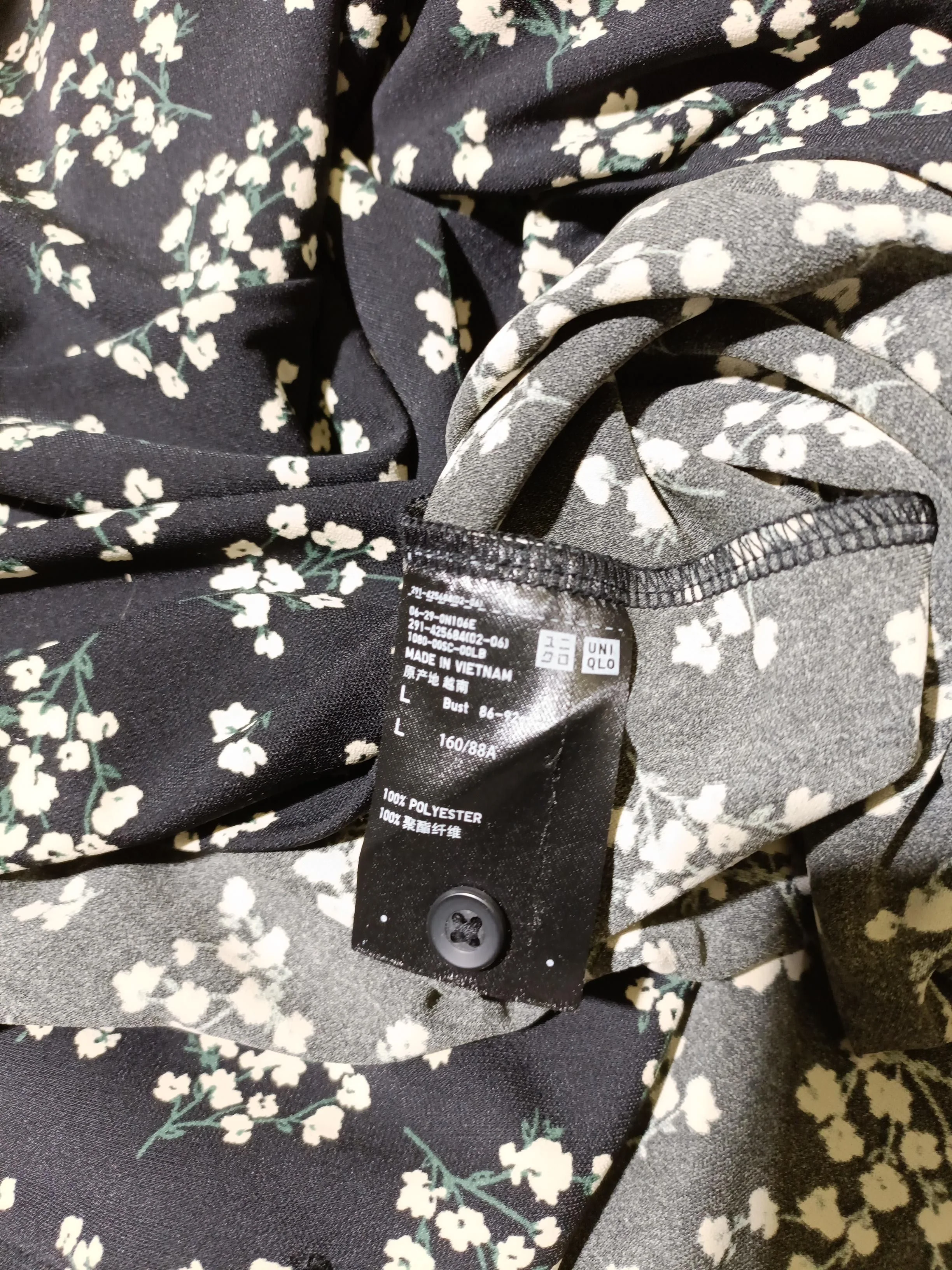 Uniqlo Wrap Midi Dress UK10 in Black - Image 6