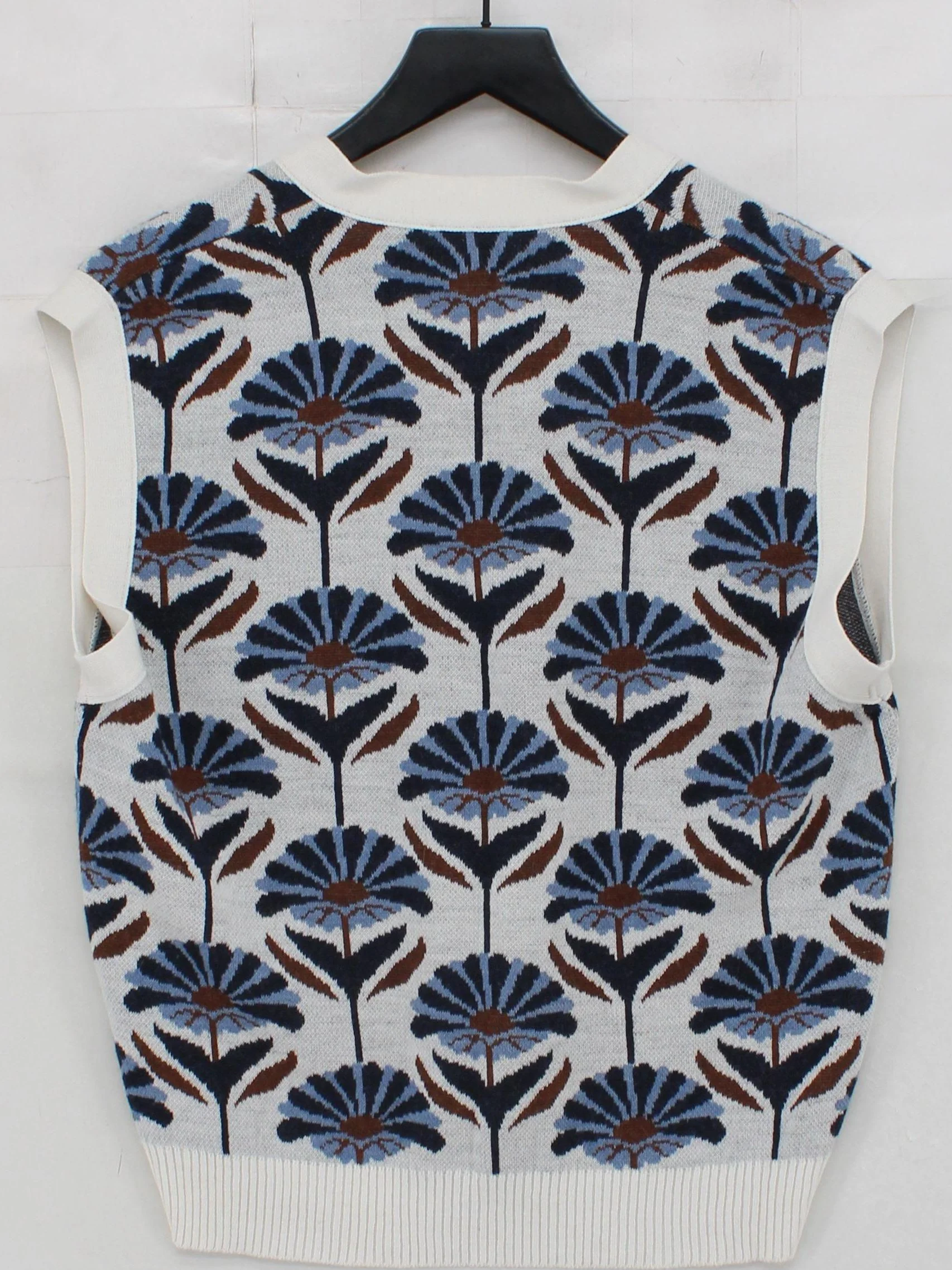 United Colors Of Benetton Women's Jumper M Multi Acrylic with Viscose, Wool Vest - Image 2