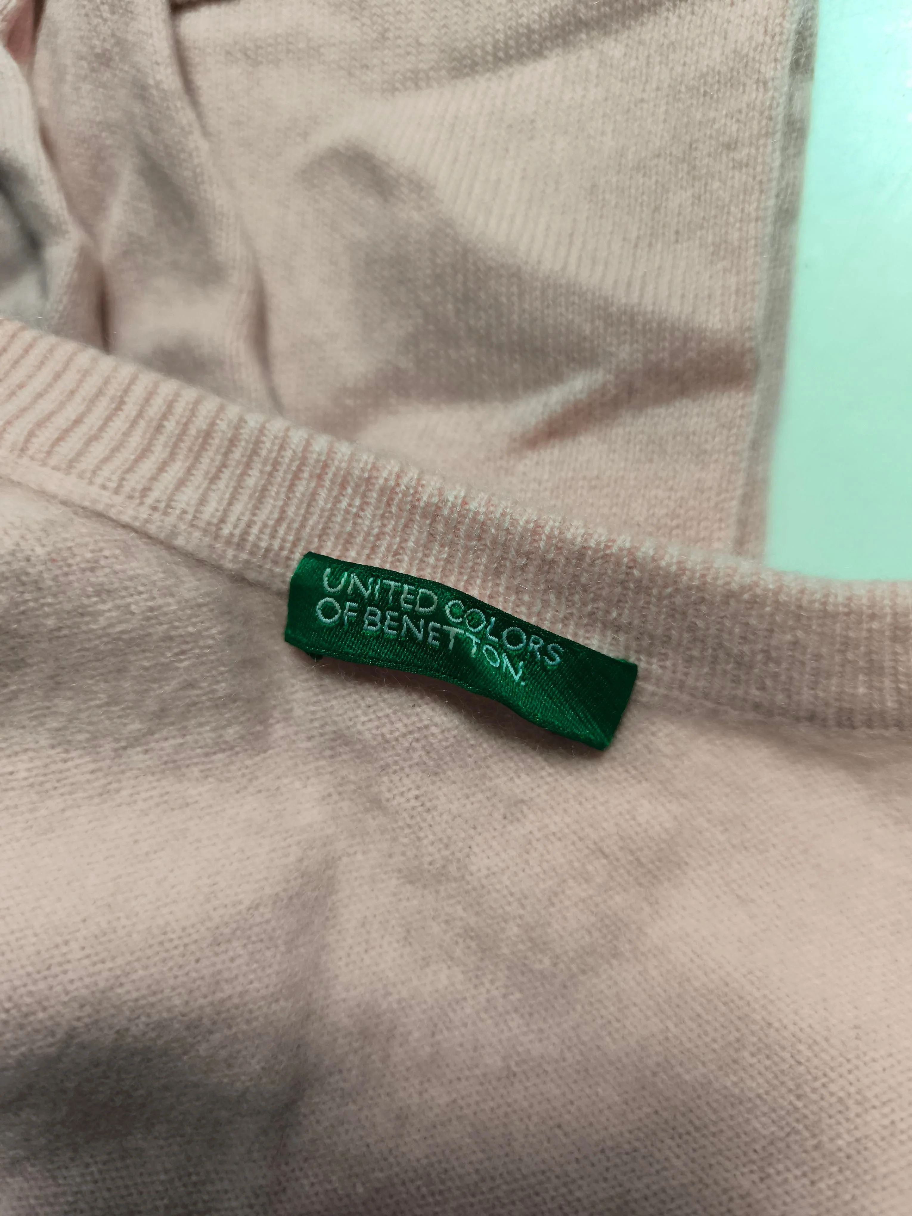 United Colors Of Benetton Women's Jumper S Pink 100% Cashmere V-Neck Pullover - Image 5