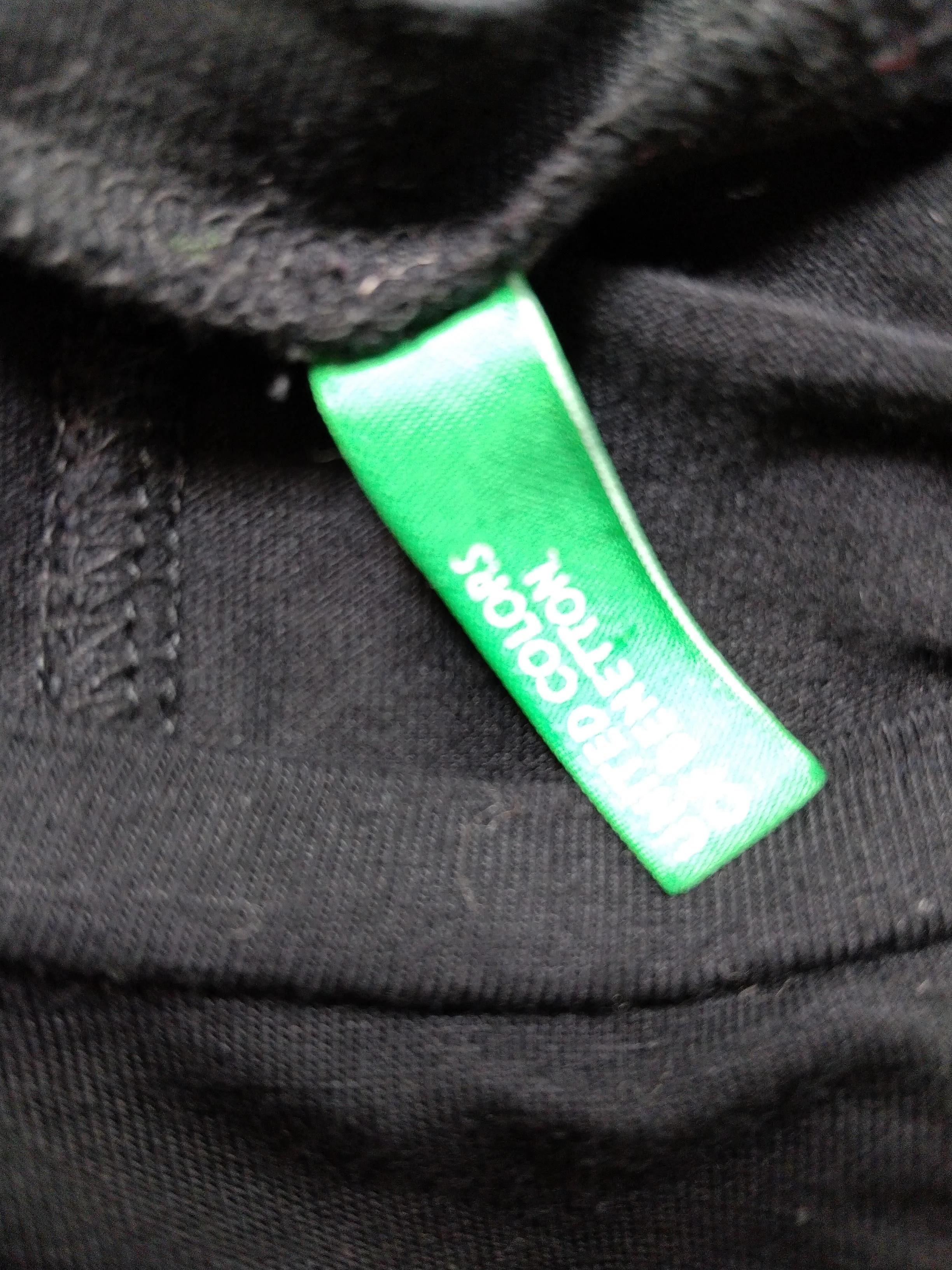 United Colors Of Benetton Women's T-Shirt S Black Viscose with Elastane Basic - Image 5