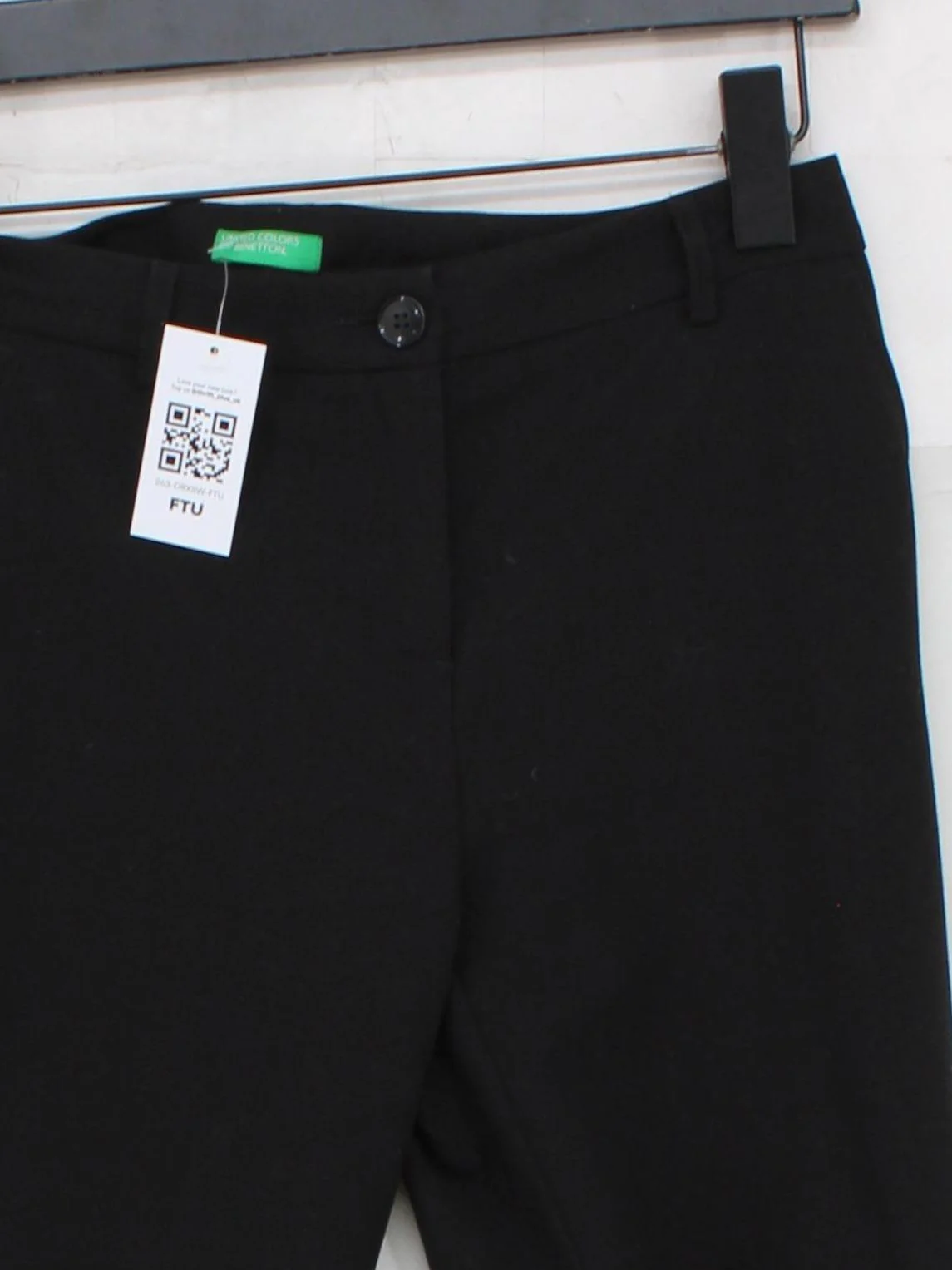 United Colors Of Benetton Women's Trousers UK 6 Black Polyester - Image 3
