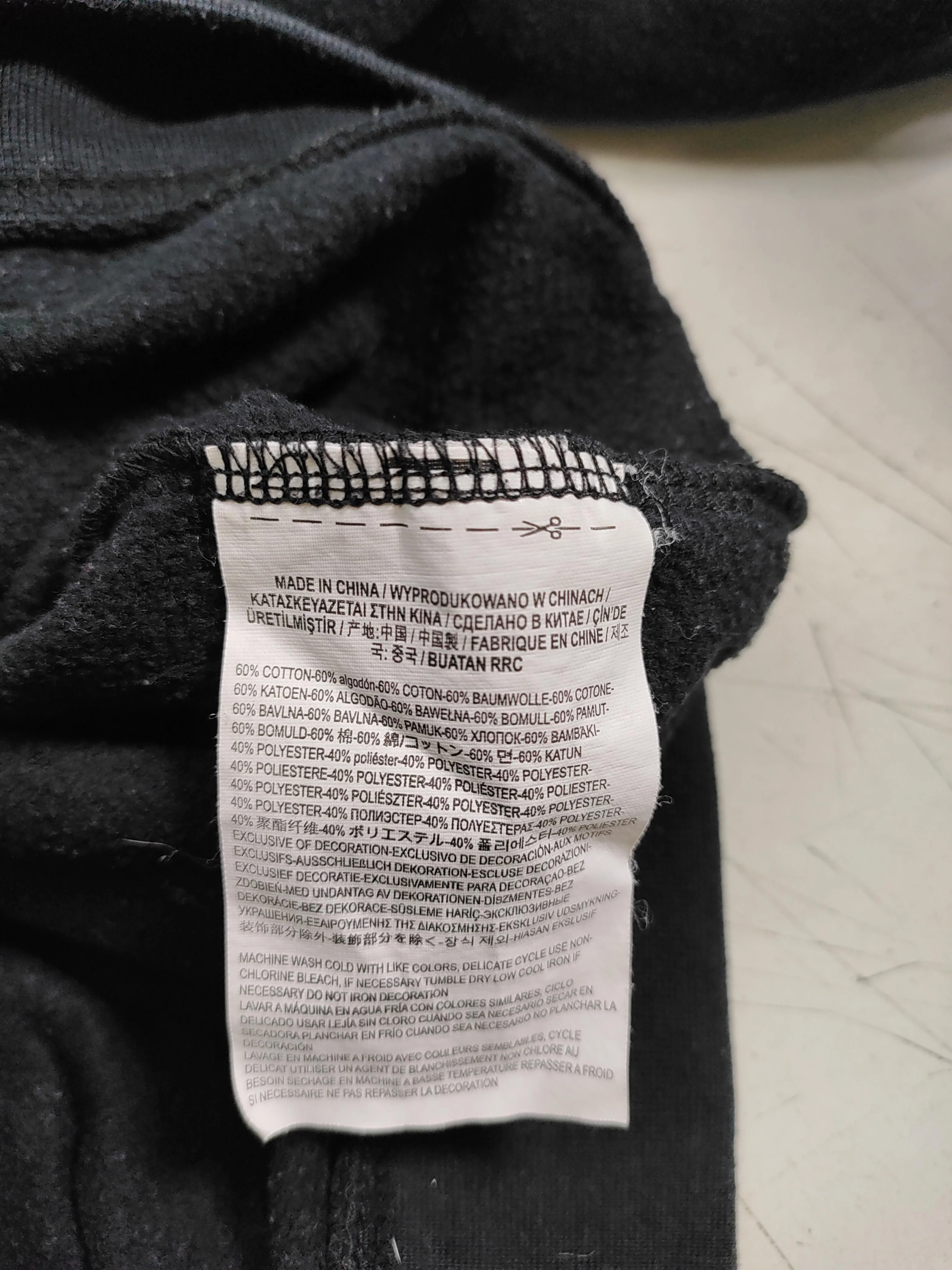 Vans Men's Hoodie S Black Graphic Cotton with Polyester Pullover - Image 8