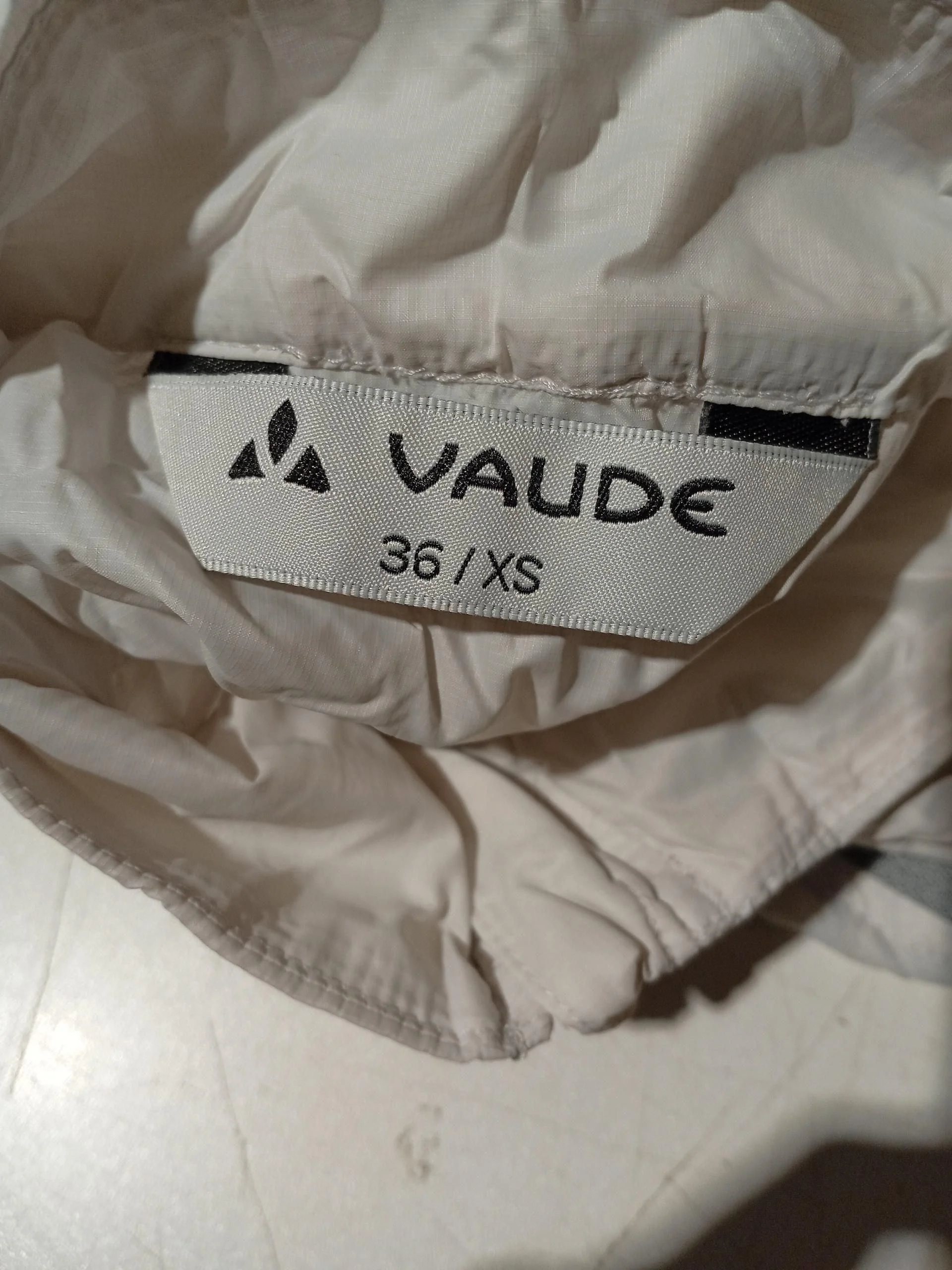 Vaude Women's Coat XS Cream Polyamide with Elastane Overcoat - Image 5