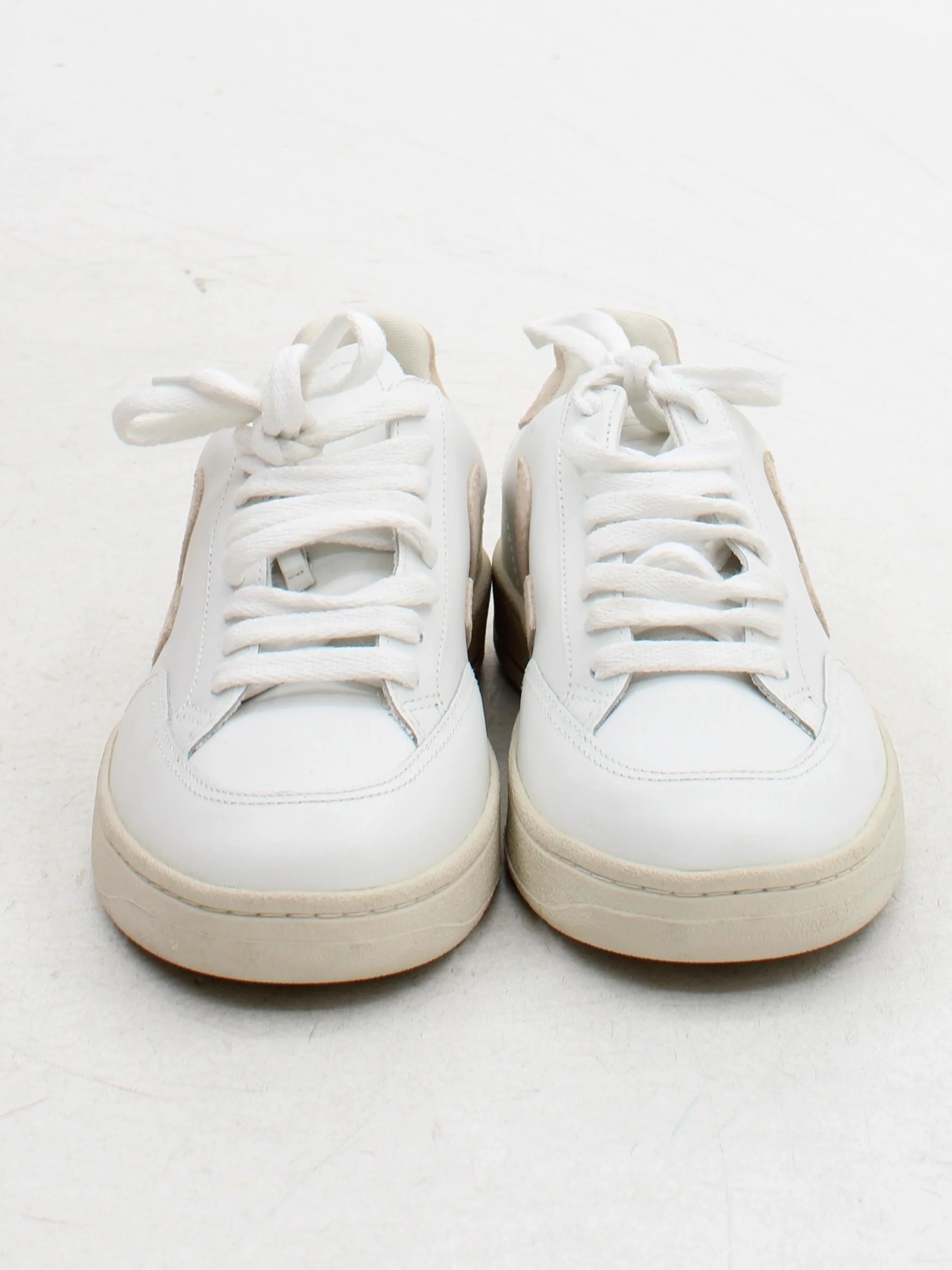 Veja Women's Trainers UK5 EU38 US7 in White - Image 2