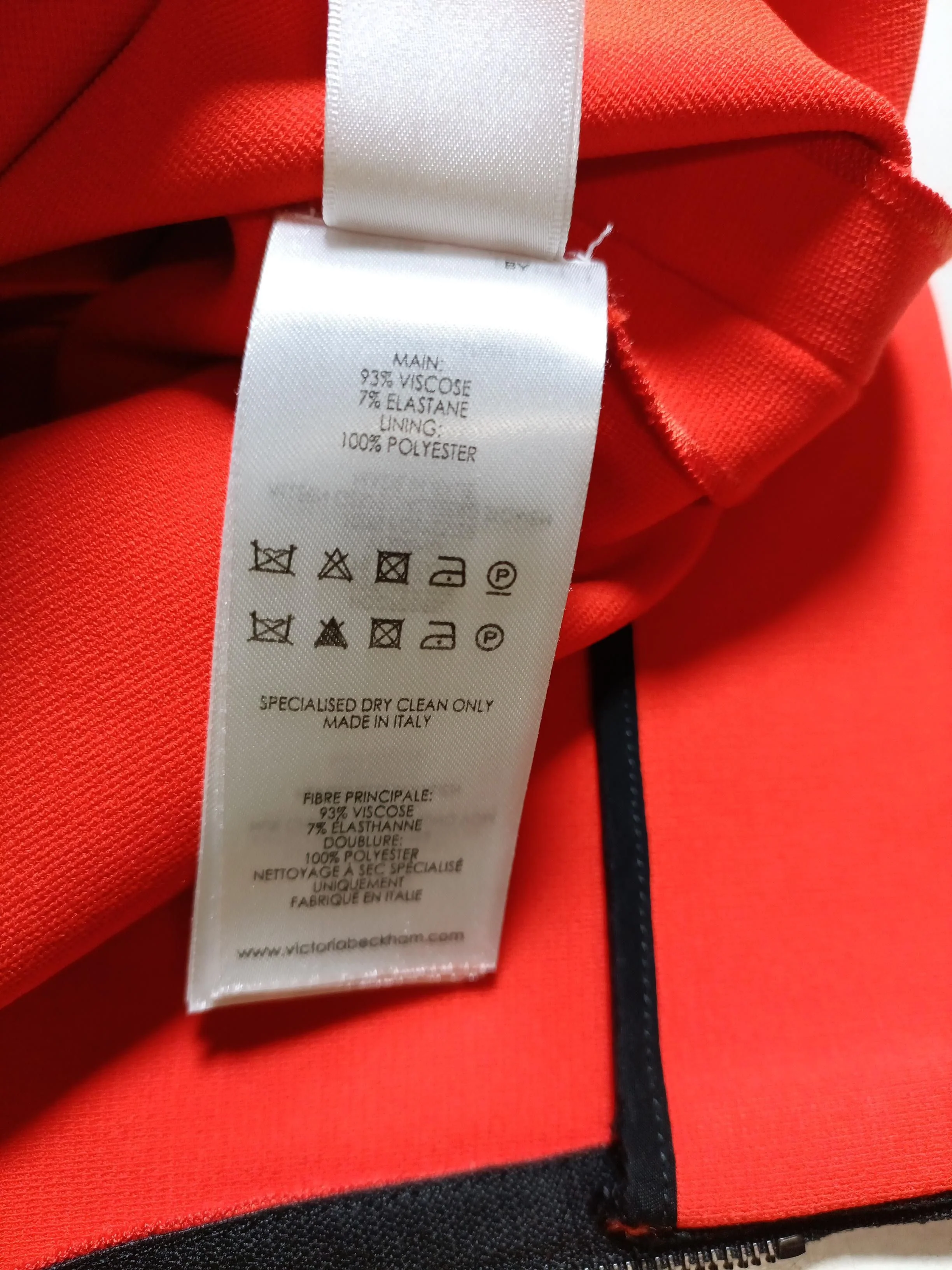 Victoria Beckham Bodycon Midi Dress UK10 in Red - Image 6