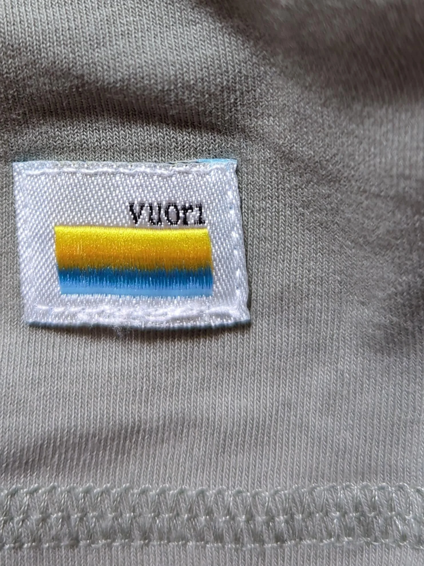 Vuori Men's T-Shirt Chest: 40 in Grey Cotton with Lyocell Modal, Elastane Basic - Image 5