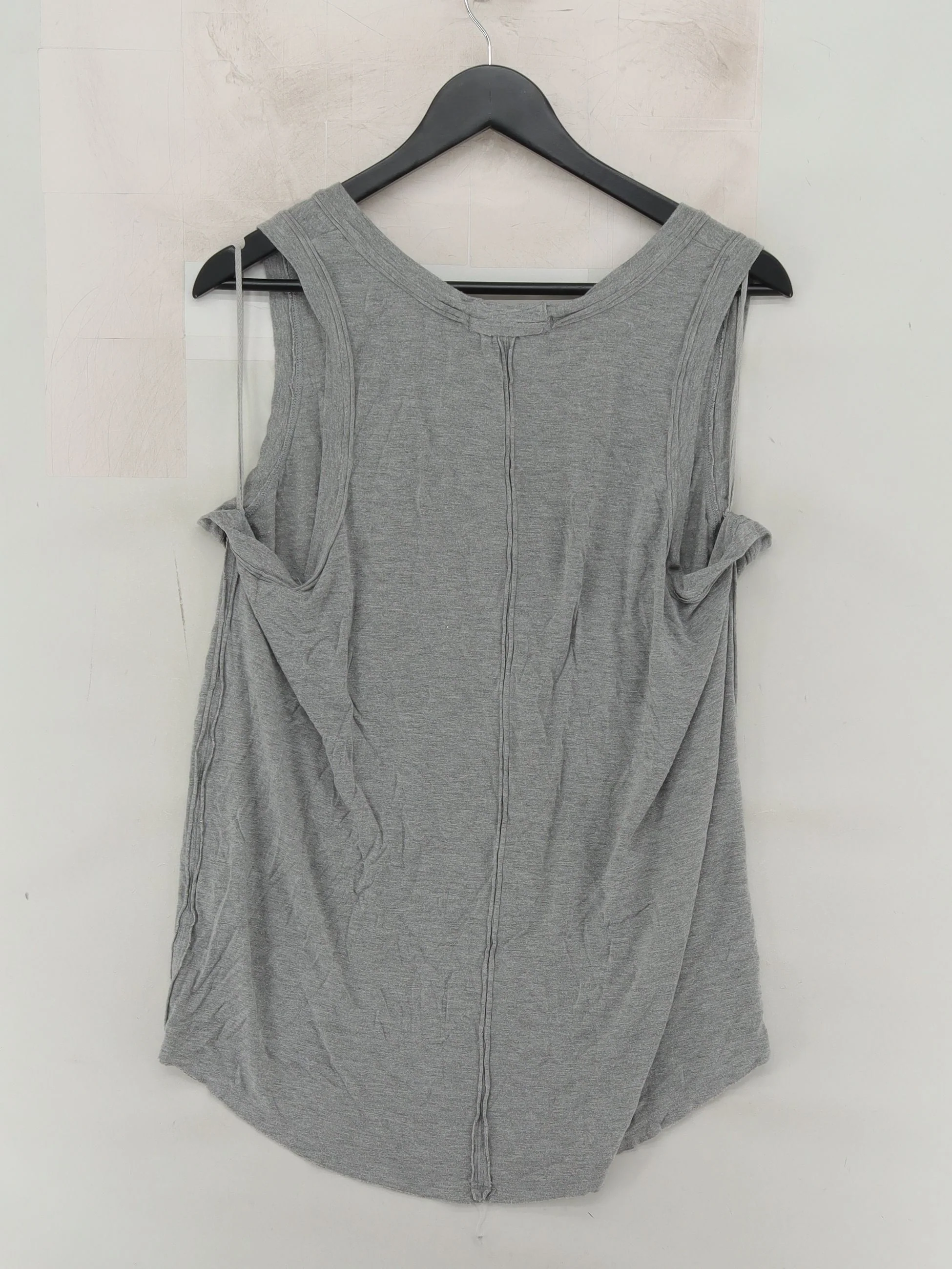 We The Free Women's T-Shirt L Grey Viscose with Elastane Sleeveless V-Neck Basic - Image 2