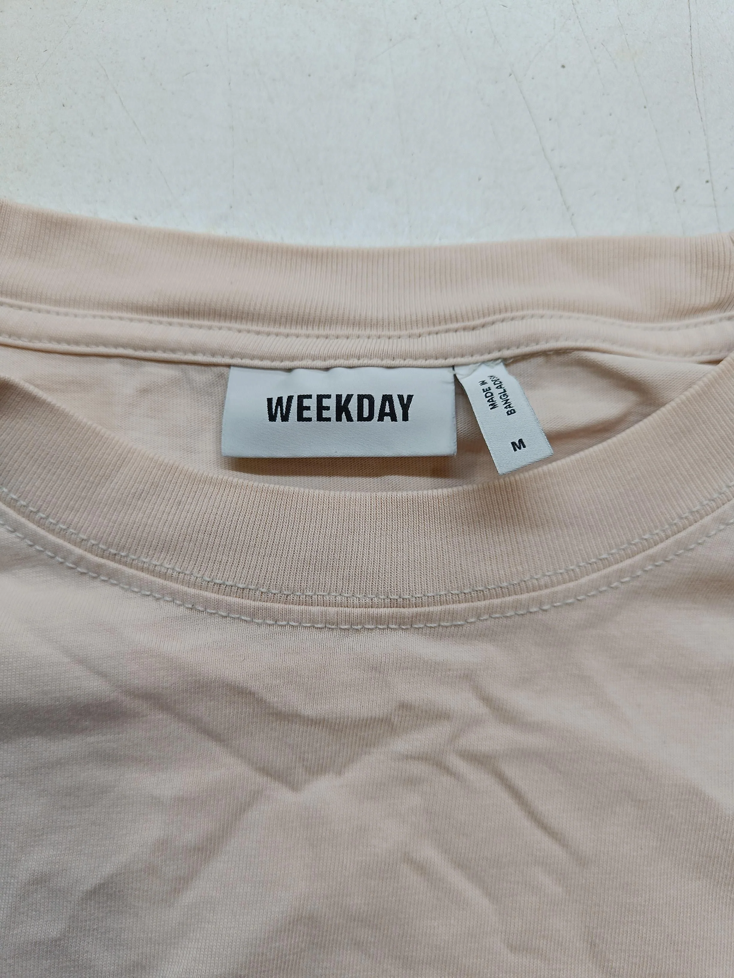 Weekday Men's T-Shirt M Cream Graphic 100% Cotton Basic - Image 5