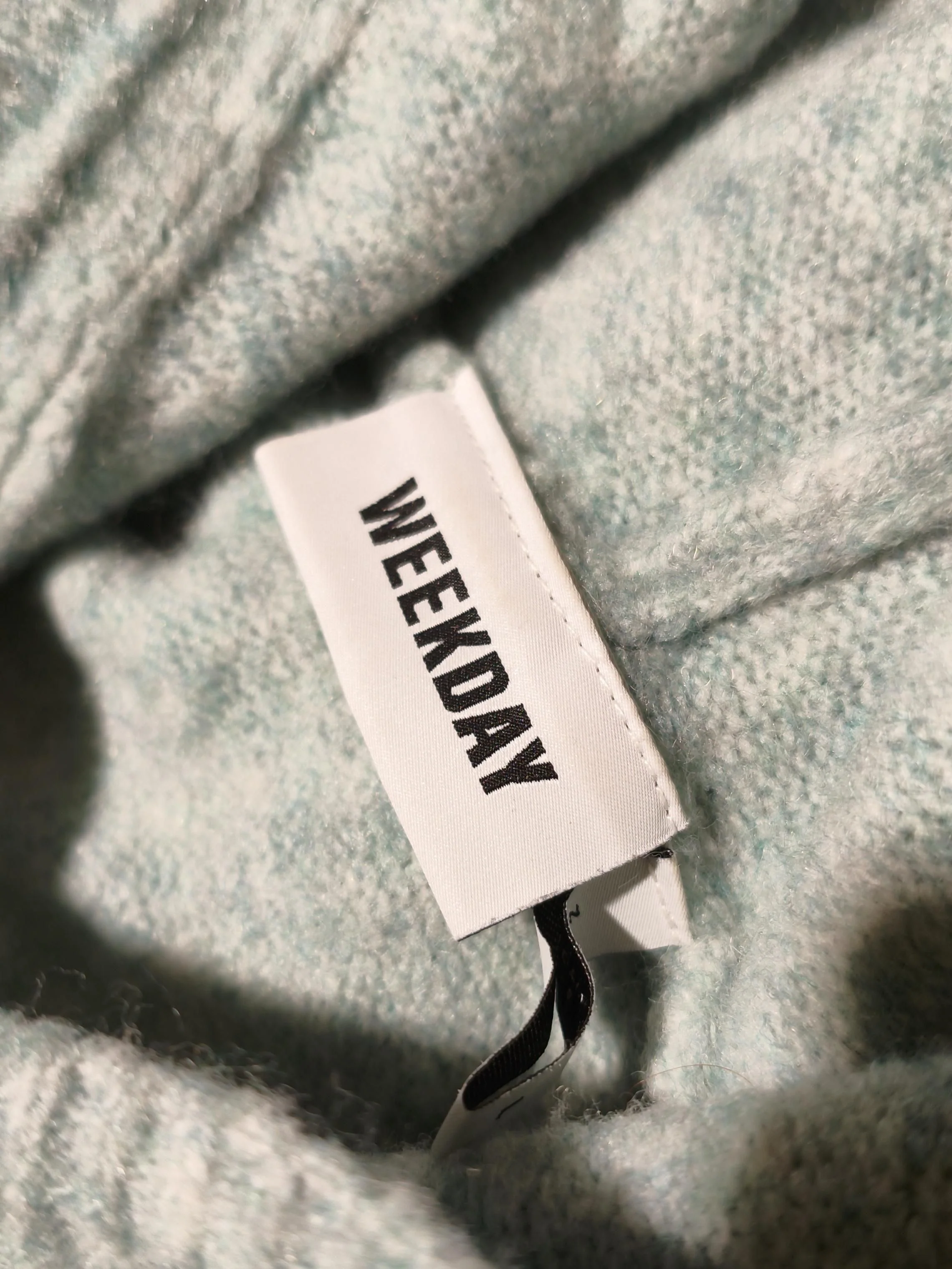 Weekday Women's Hoodie L Blue Acrylic with Polyamide, Elastane, Wool Pullover - Image 5