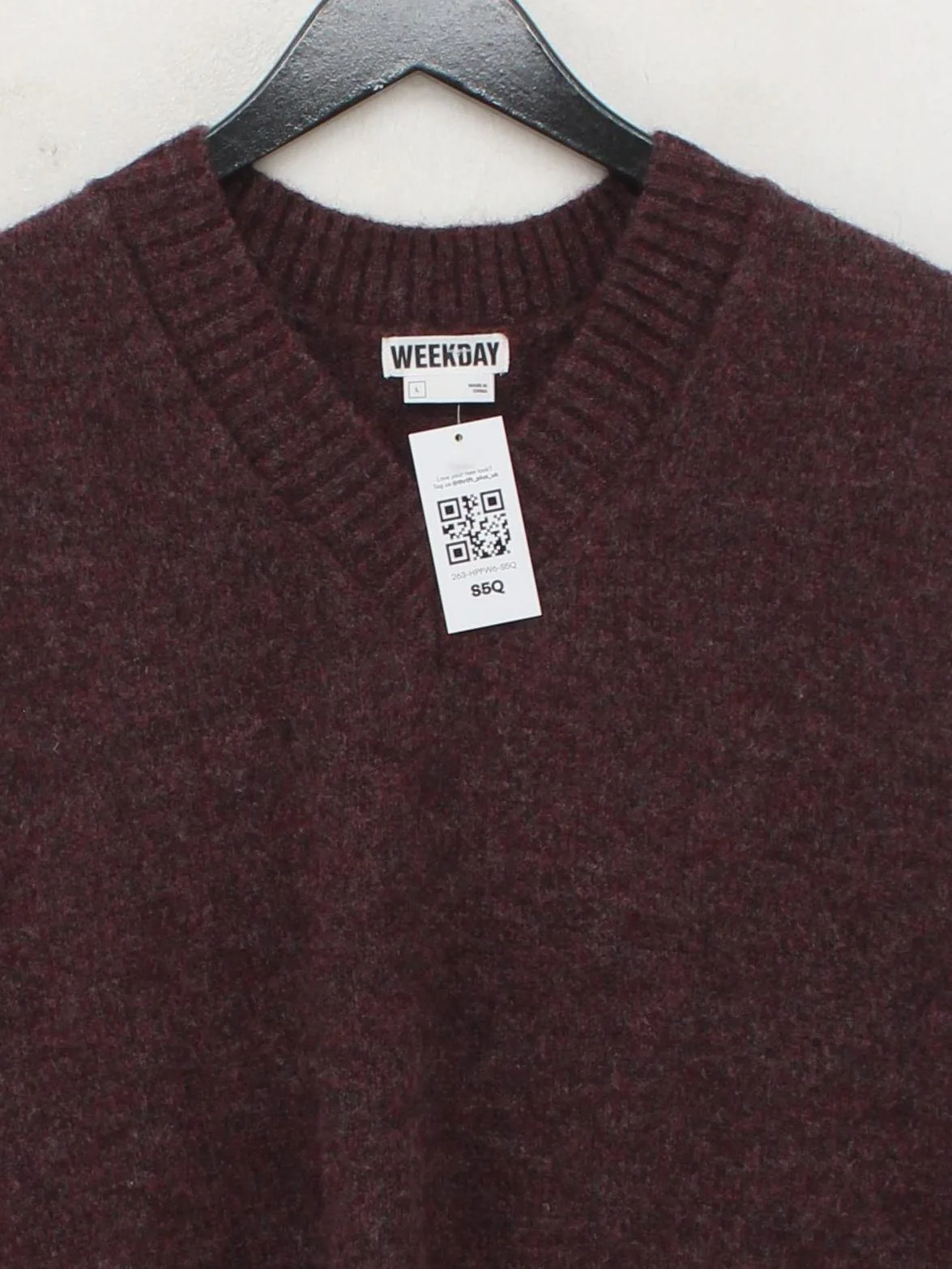 Weekday Women's Jumper L Red Wool with Polyester, Elastane Round Neck Vest - Image 3