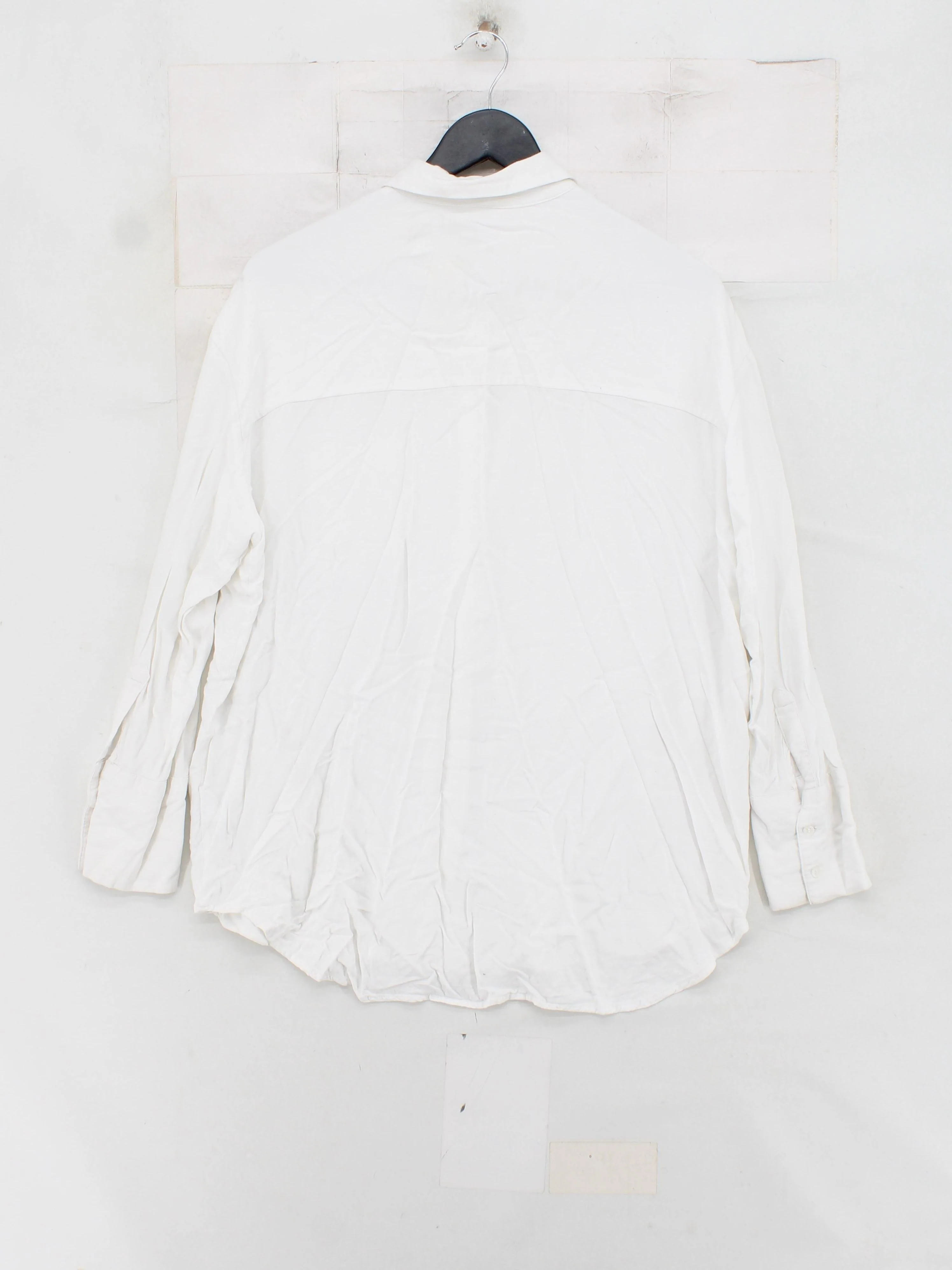 Weekday Women's Shirt S White 100% Viscose Long Sleeve Collared Basic - Image 2