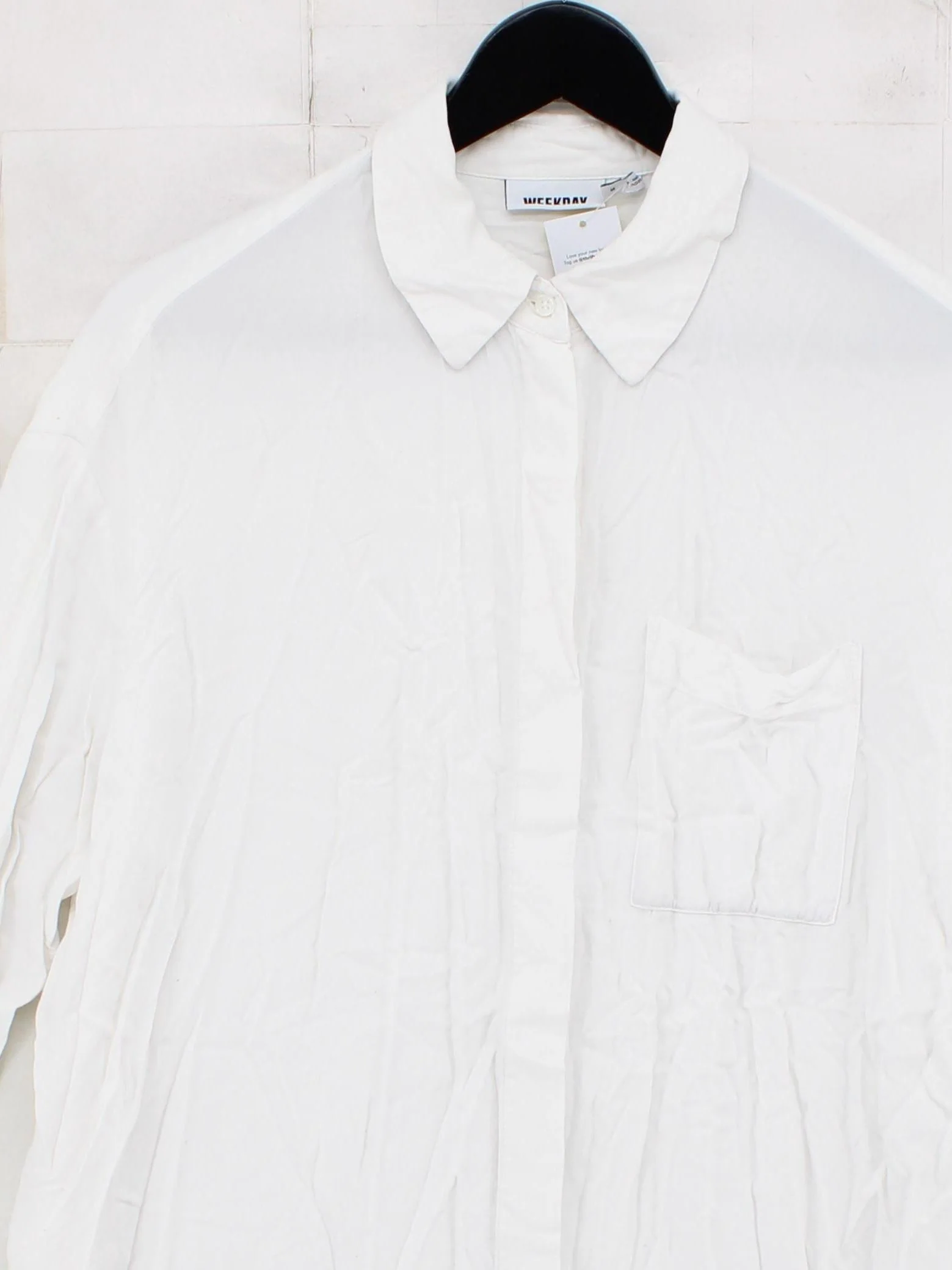 Weekday Women's Shirt S White 100% Viscose Long Sleeve Collared Basic - Image 3