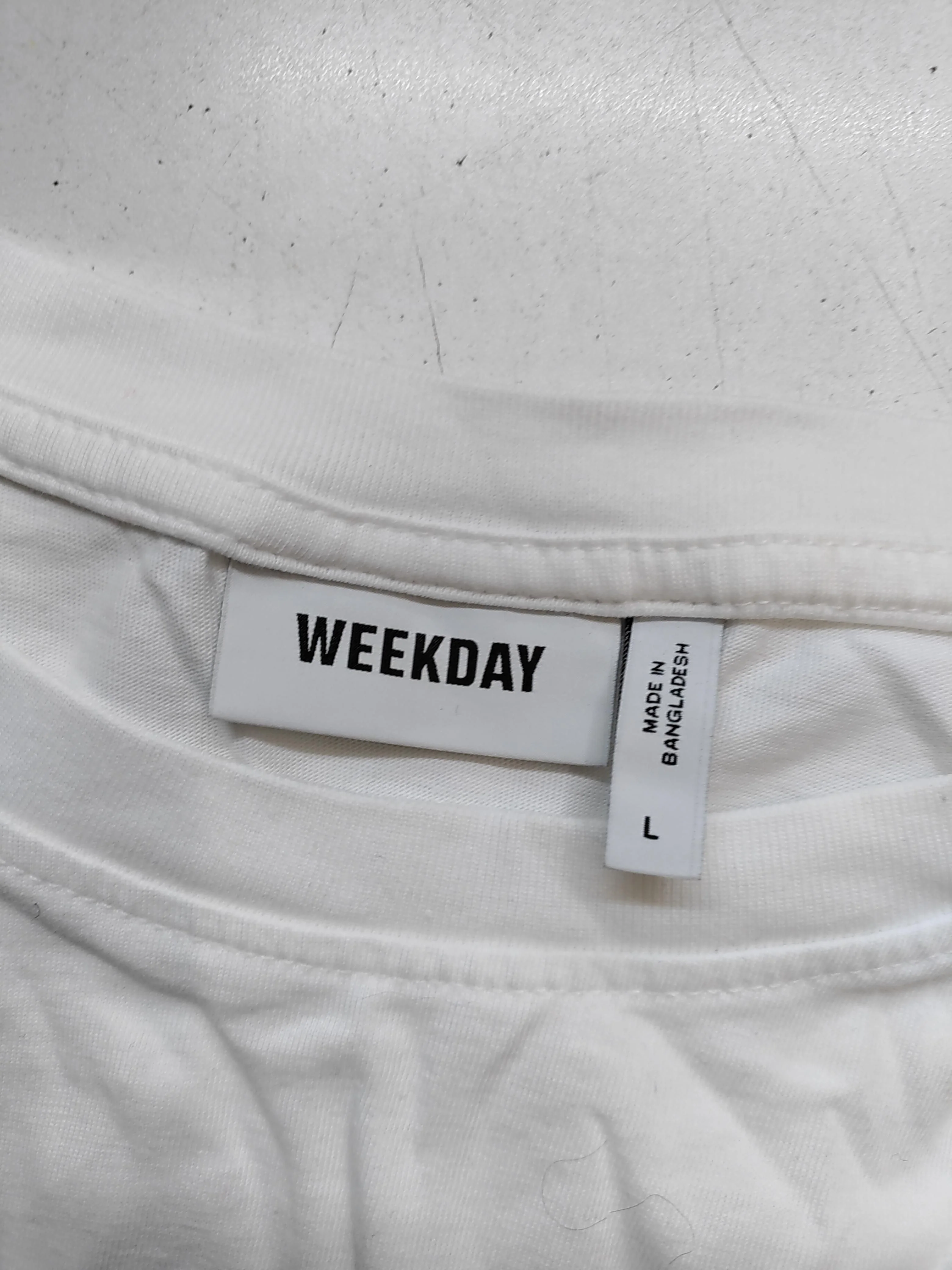 Weekday Women's T-Shirt L White 100% Cotton Short Sleeve Round Neck Basic - Image 5
