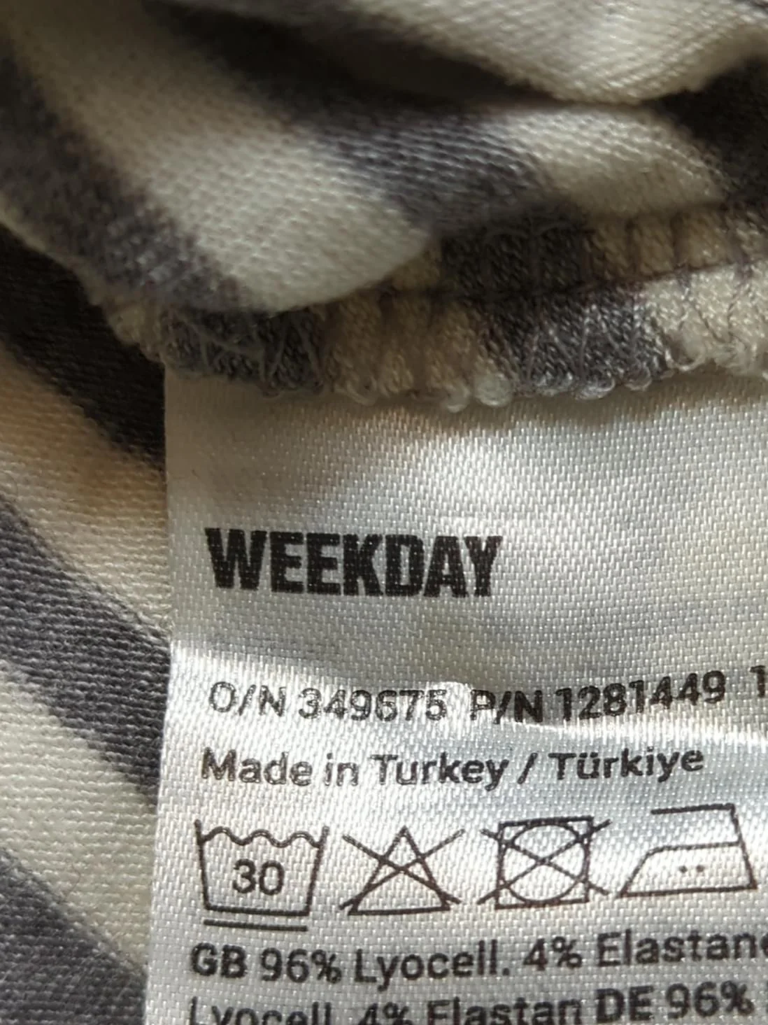 Weekday Women's Top M Grey Lyocell Modal with Elastane Basic - Image 5