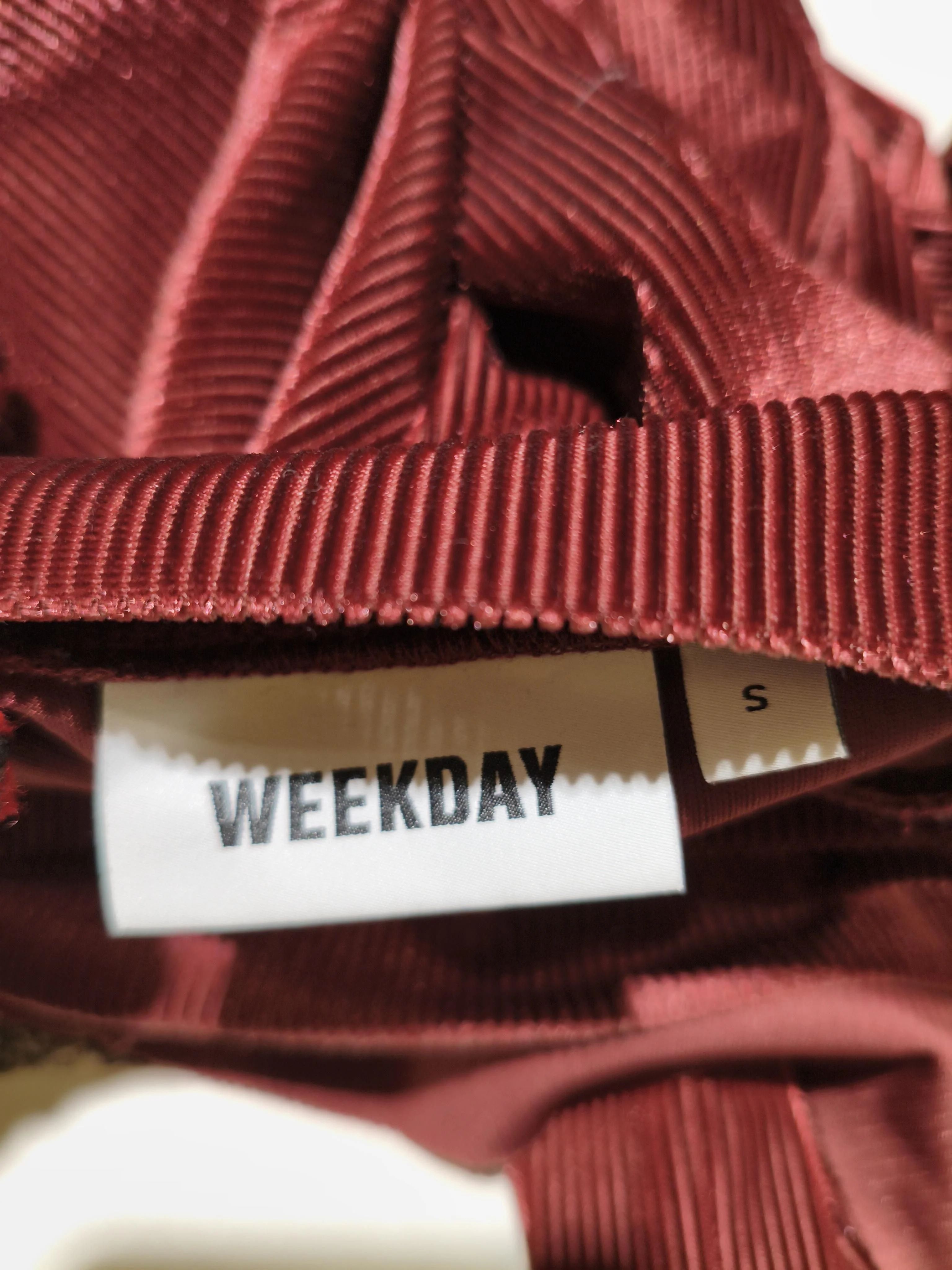 Weekday Women's Top S Red Polyester with Elastane Long Sleeve Mock Neck Basic - Image 5