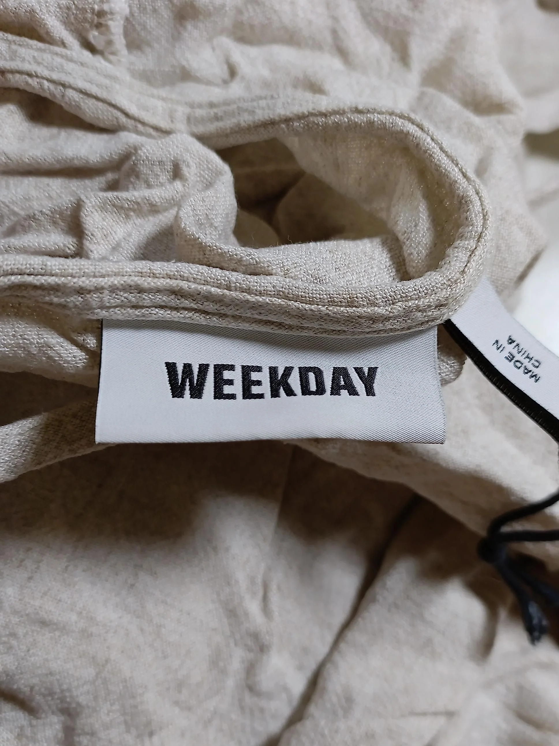 Weekday Wrap Mini Dress M in Cream - Image 5