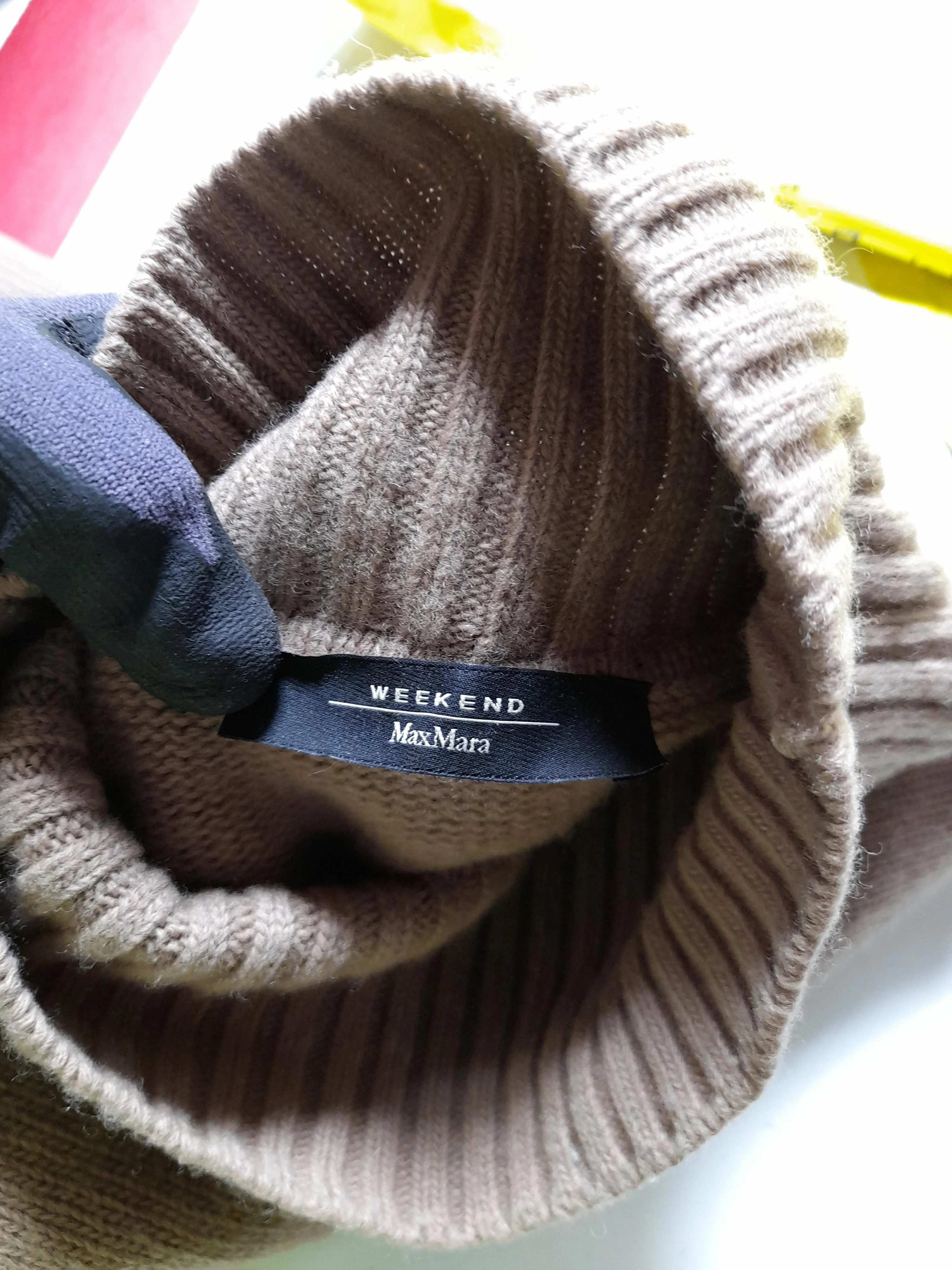 Weekend Max Mara Women's Jumper XS Brown 100% Wool Roll Neck Pullover - Image 7
