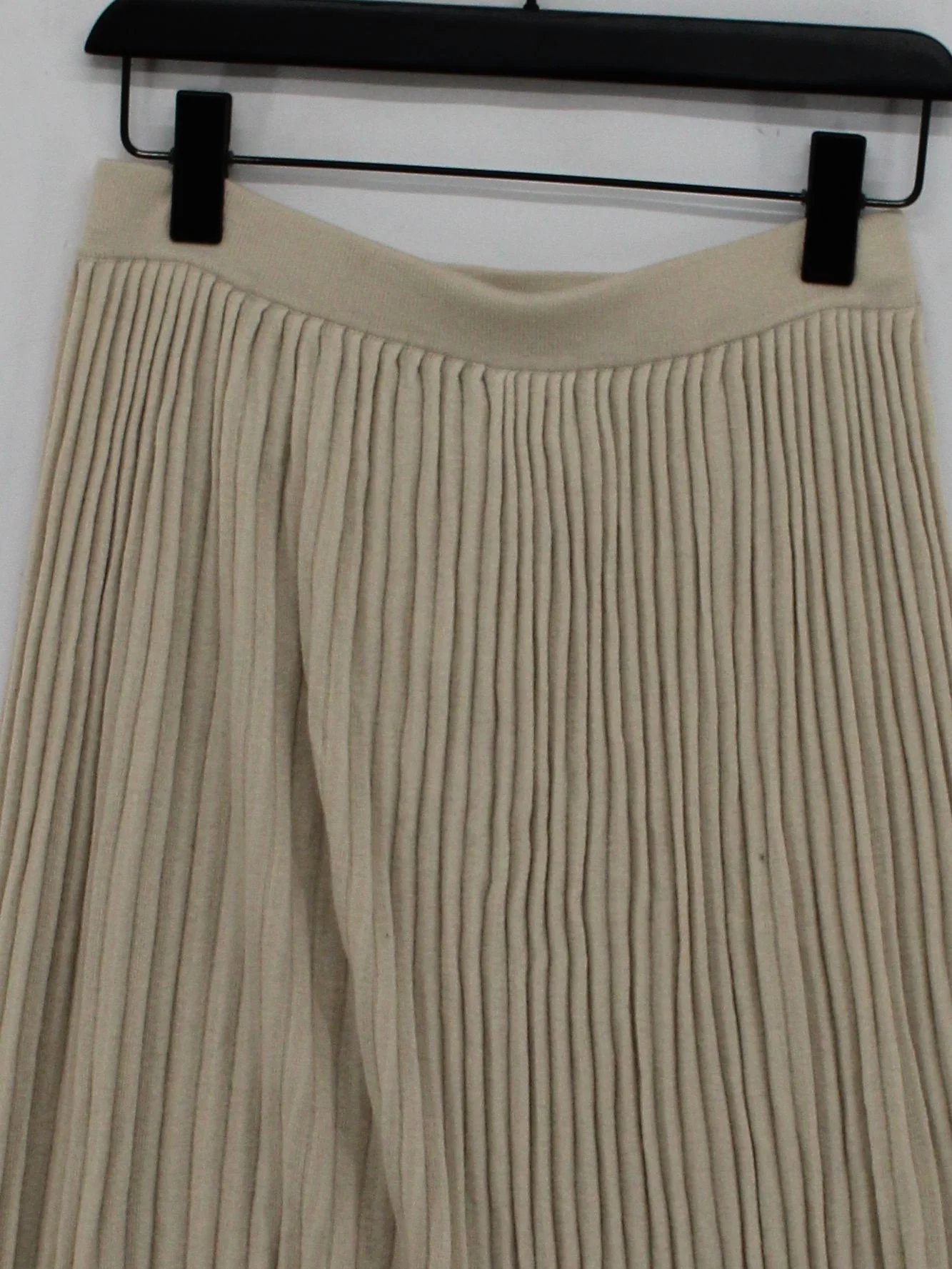 Weekend Max Mara Women's Midi Skirt M Cream Viscose - Image 3