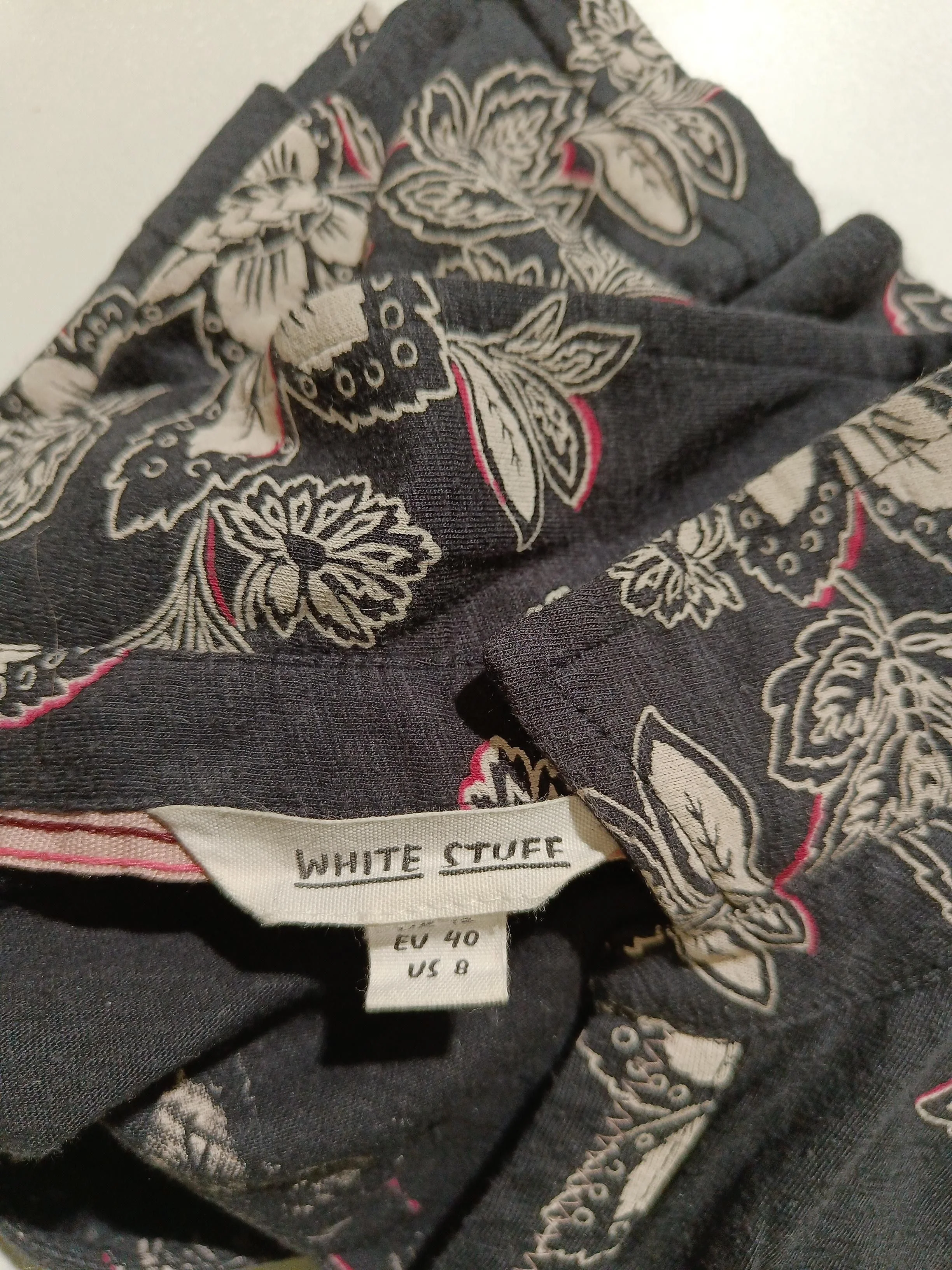 White Stuff Women's Shirt M Black Floral 100% Cotton Long Sleeve Collared Basic - Image 5