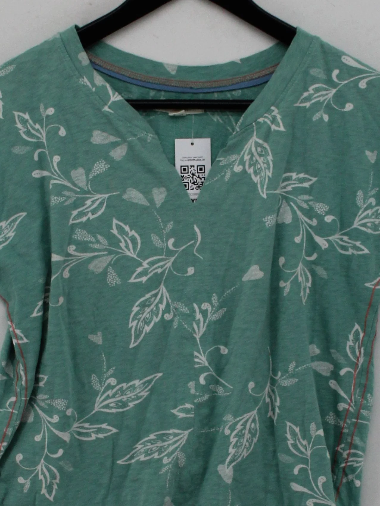 White Stuff Women's T-Shirt S Green Floral 100% Cotton Short Sleeve V-Neck Basic - Image 3