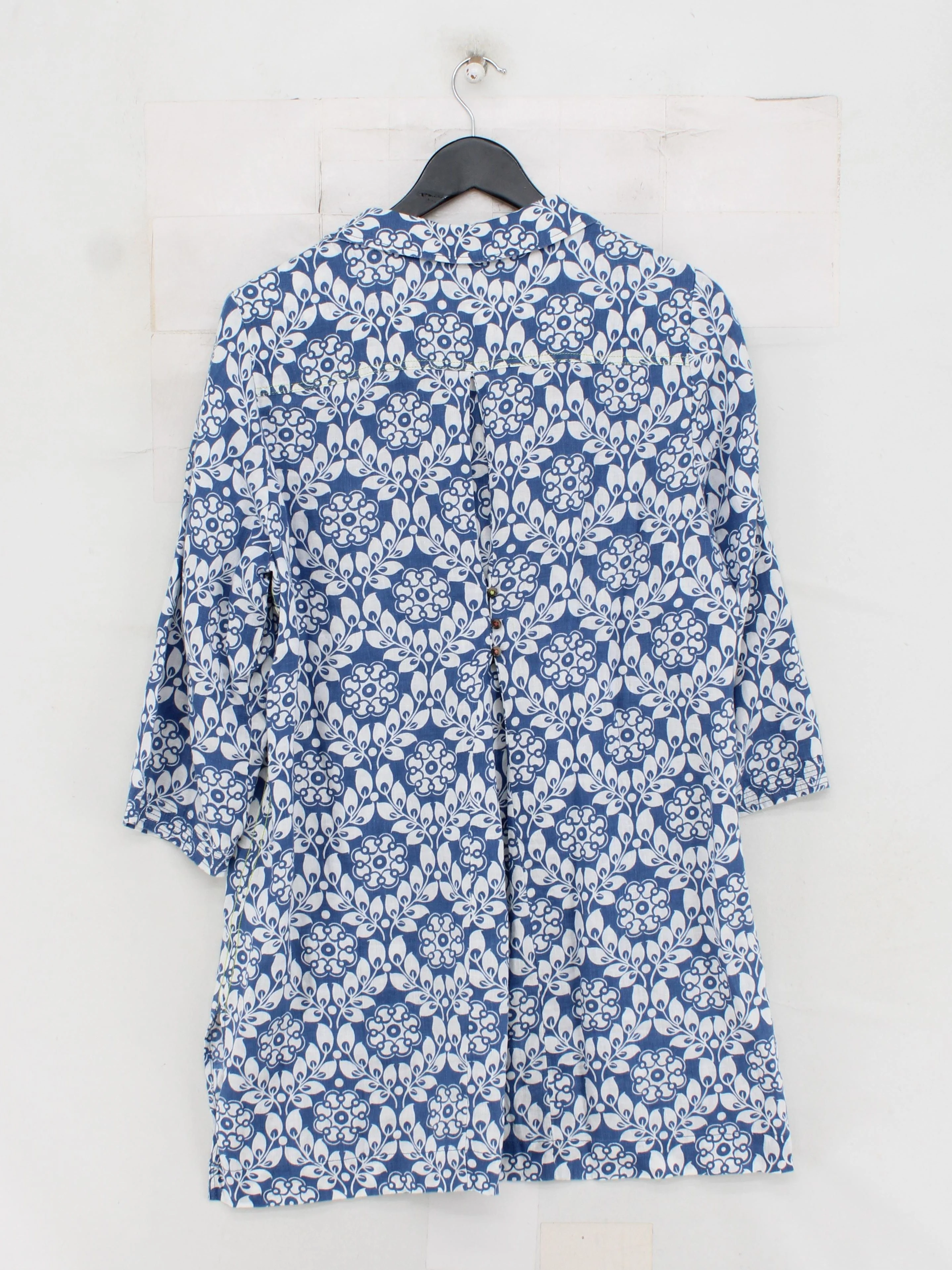 White Stuff Women's Top M Blue Floral 100% Linen 3/4 Sleeve Collared Tunic - Image 2