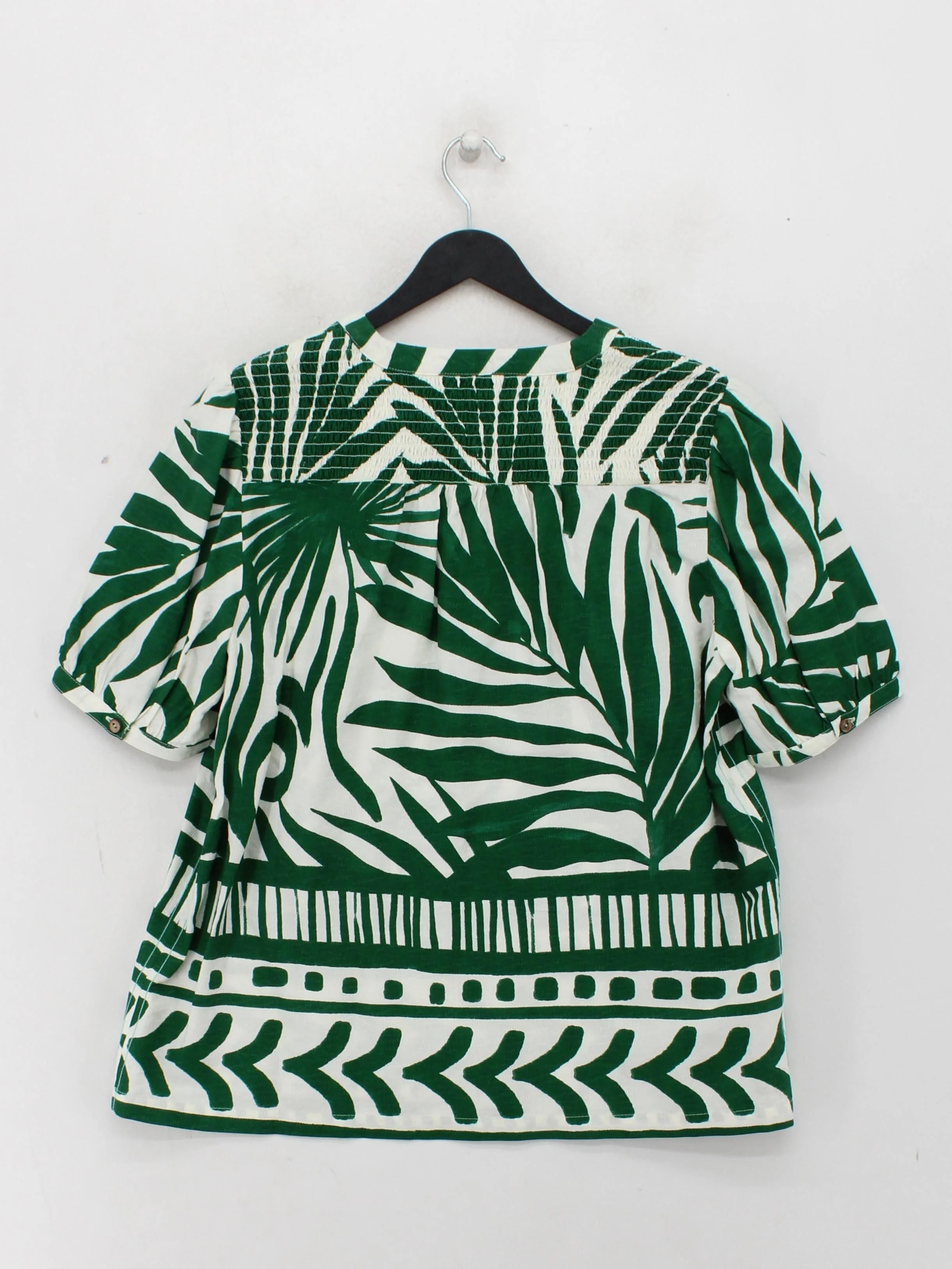 White Stuff Women's Top M Green Floral 100% Viscose Short Sleeve V-Neck Basic - Image 2