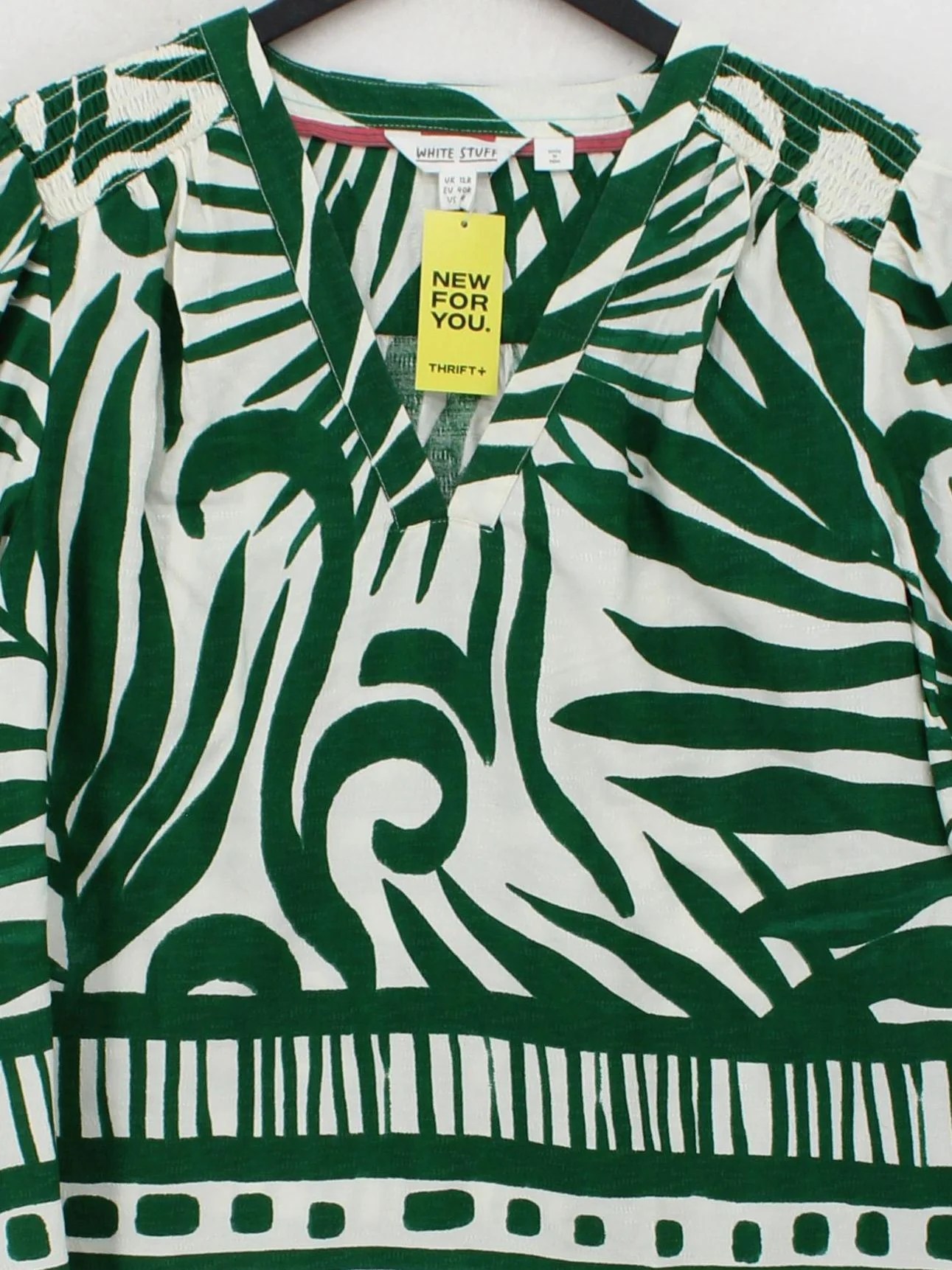 White Stuff Women's Top M Green Floral 100% Viscose Short Sleeve V-Neck Basic - Image 3