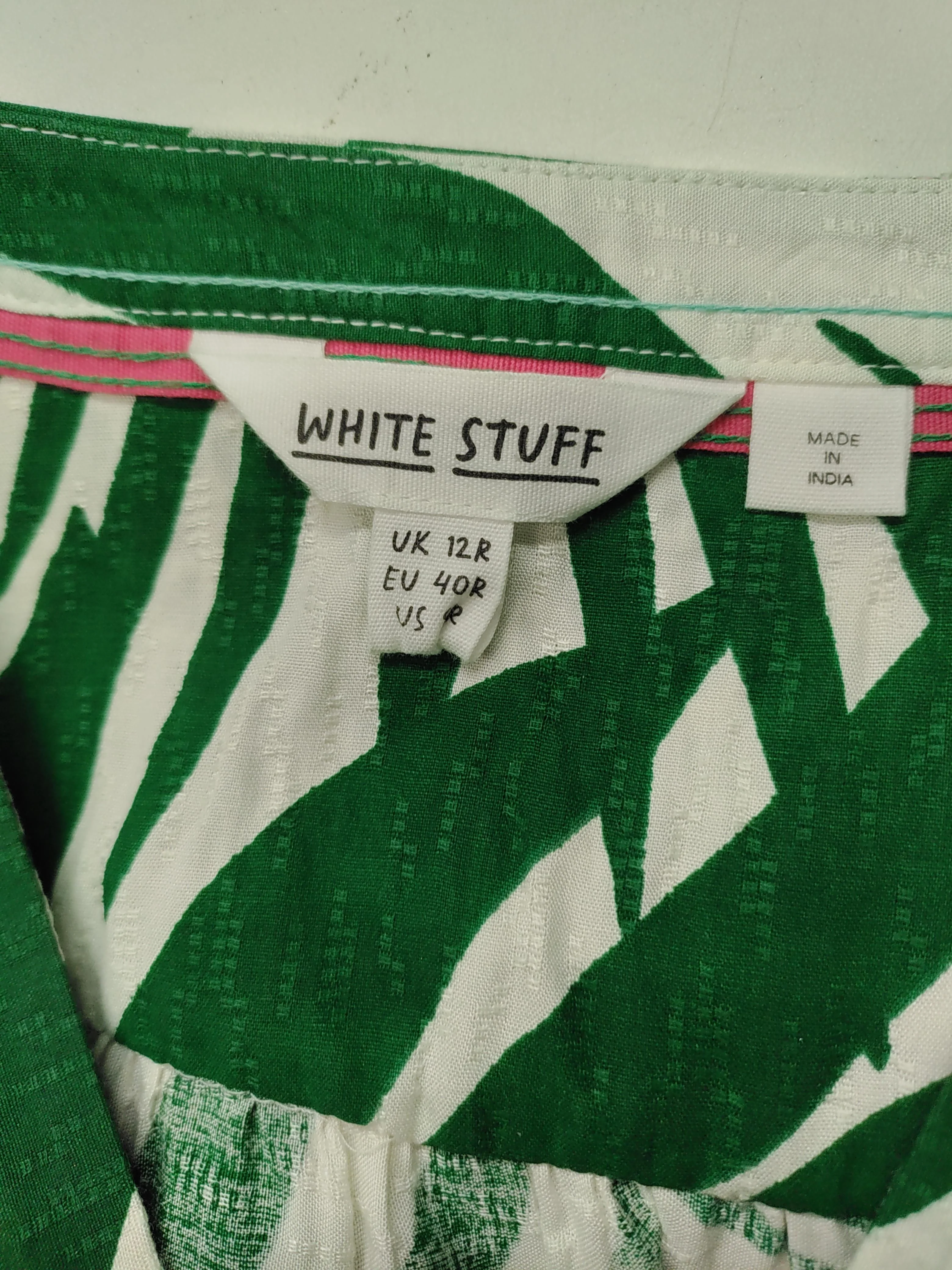 White Stuff Women's Top M Green Floral 100% Viscose Short Sleeve V-Neck Basic - Image 5