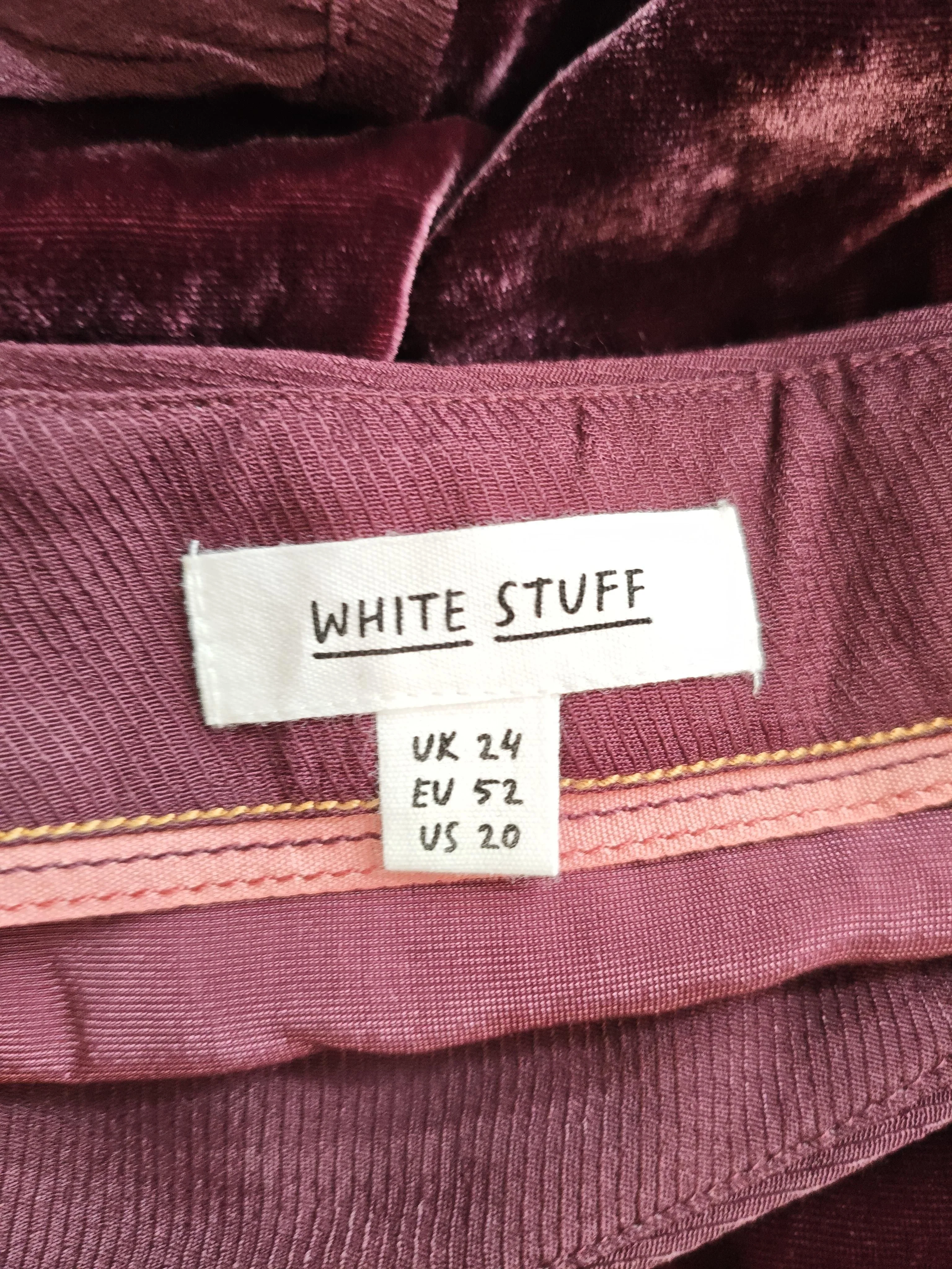 White Stuff Women's Top UK 24 Red Viscose with Nylon Short Sleeve V-Neck Basic - Image 5