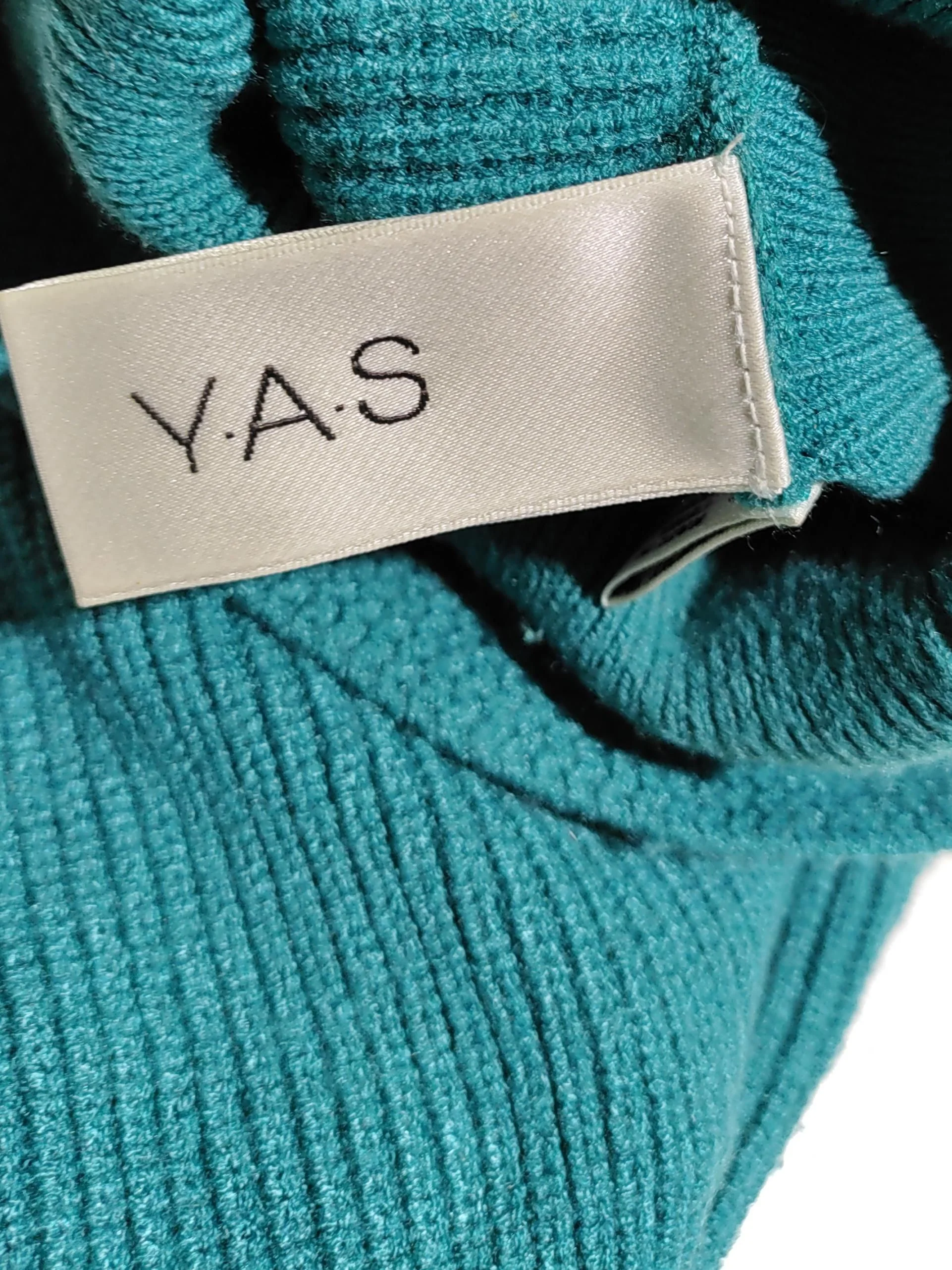 Y.A.S Women's Jumper M Green 100% Viscose Roll Neck Pullover - Image 7