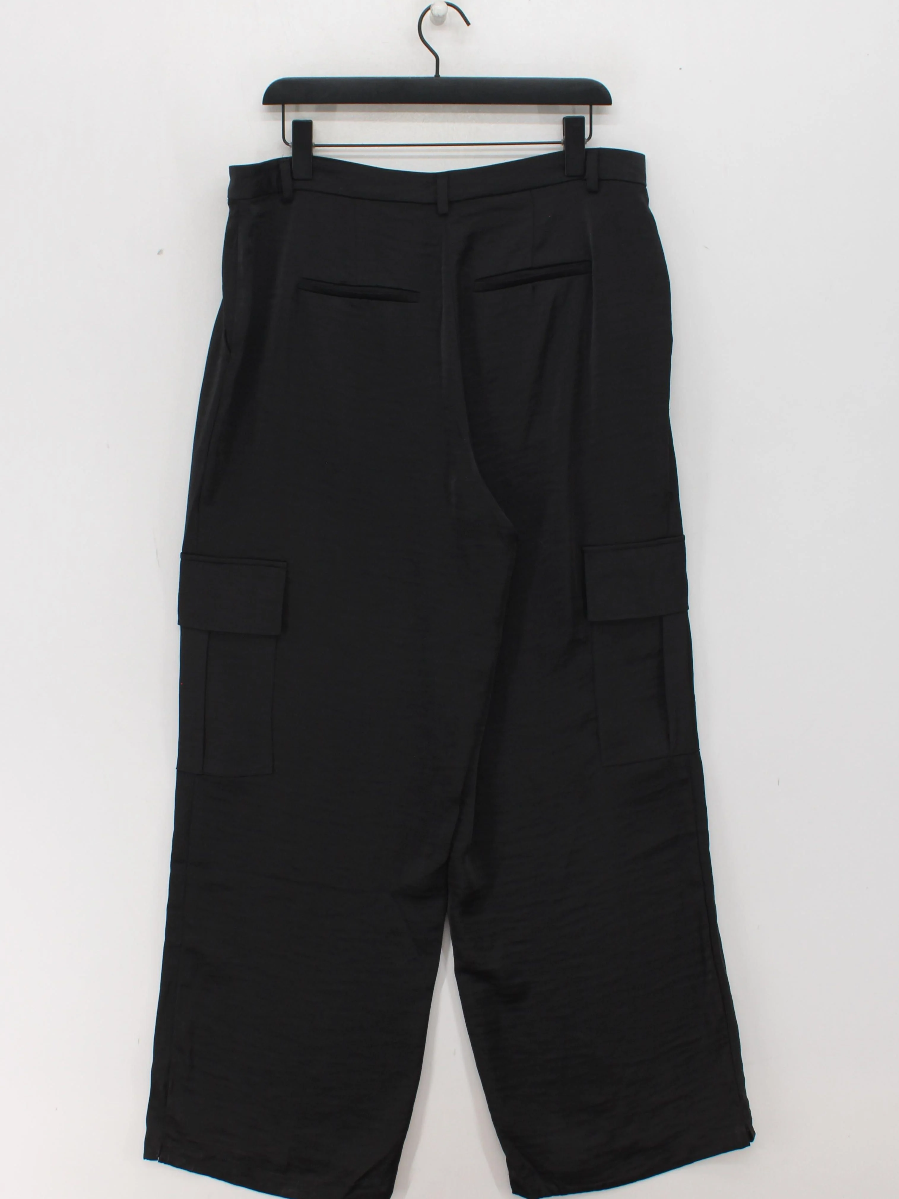Yest Women's Trousers UK 16 Black 100% Polyester Wide-Leg Cargo - Image 2